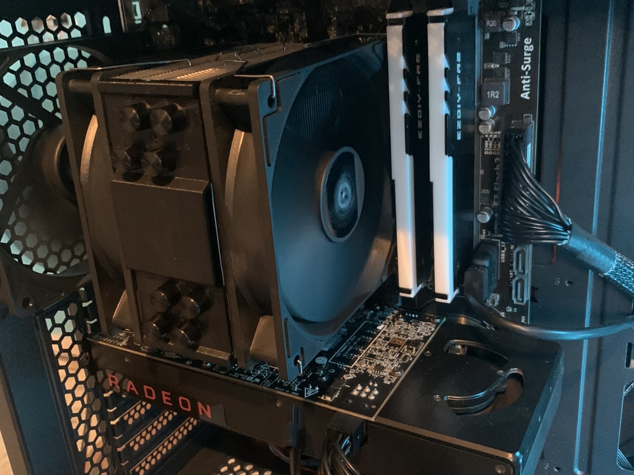 🖤RX 480 | Intel i5 | 16GB 1600mhz | 512GB NVMe SSD