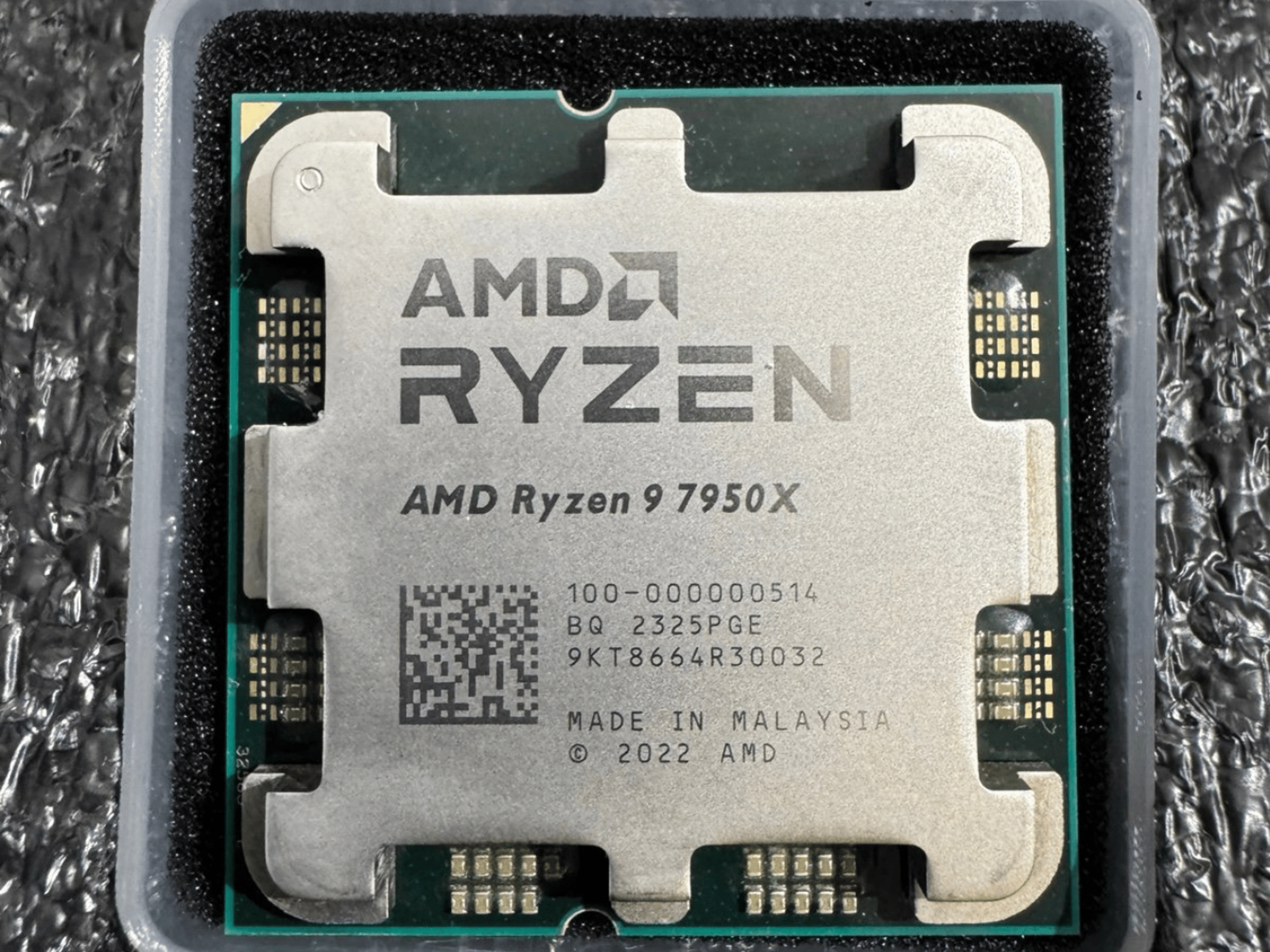 AMD Ryzen 9 7950X