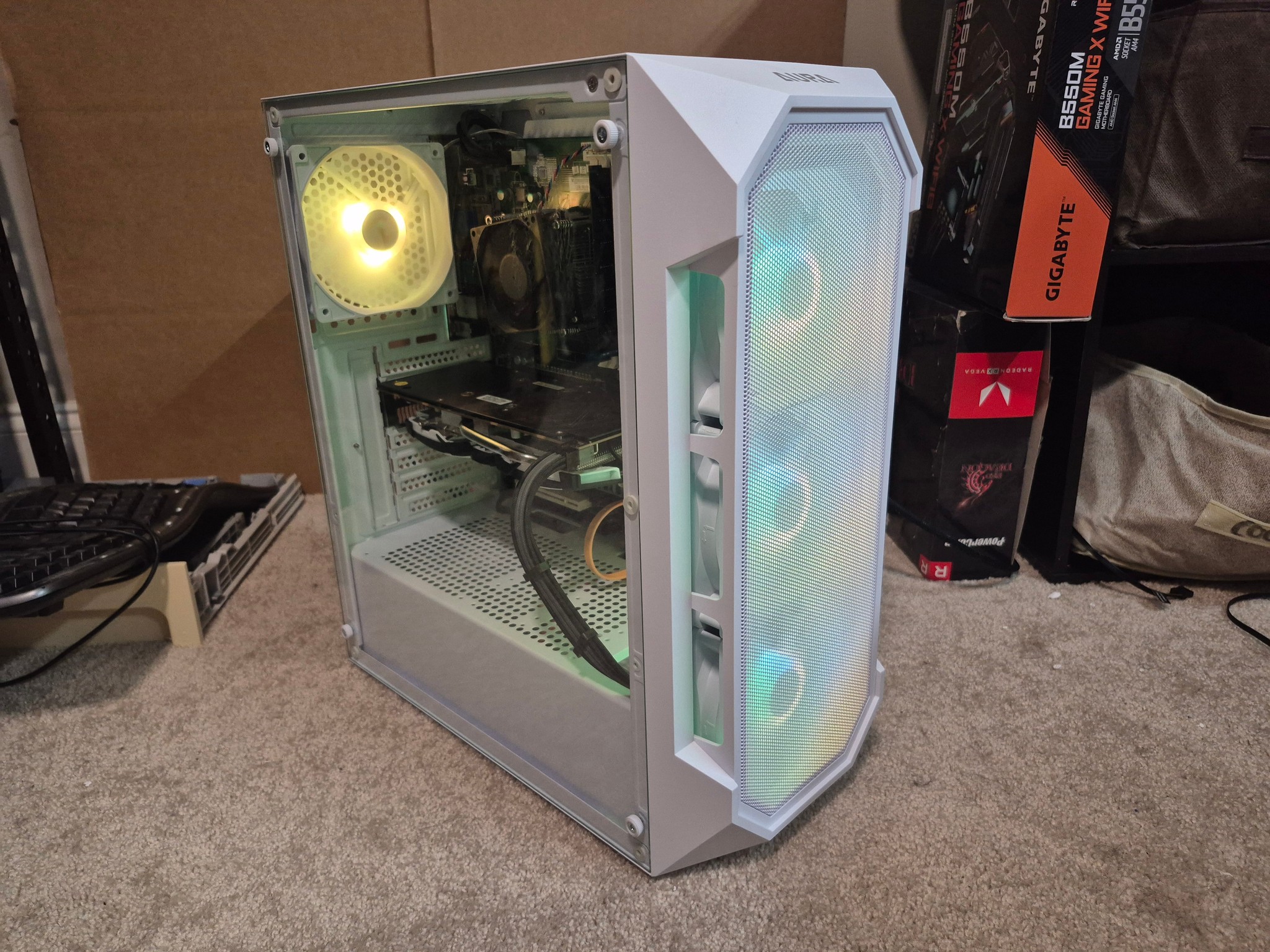 80 FPS Fortnite | 180 Day Warranty | i5 4570, 16GB RAM, 480GB SSD, RX 470 4GB, RGB, Win10