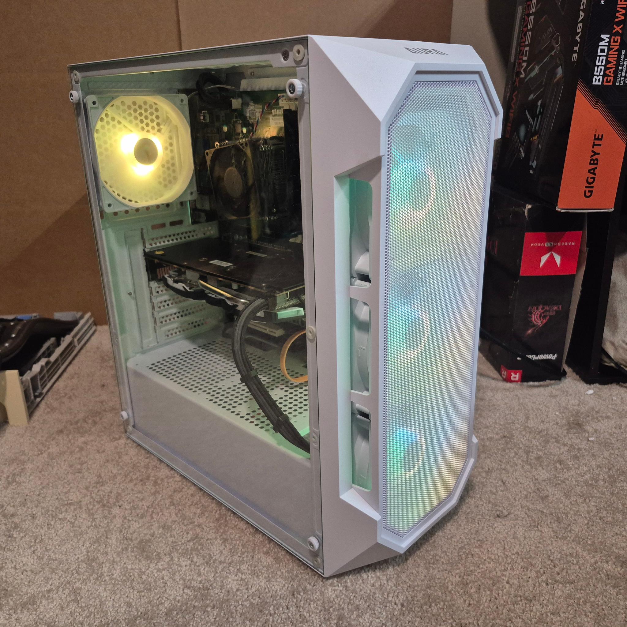 80 FPS Fortnite | 180 Day Warranty | i5 4570, 16GB RAM, 480GB SSD, RX 470 4GB, RGB, Win10