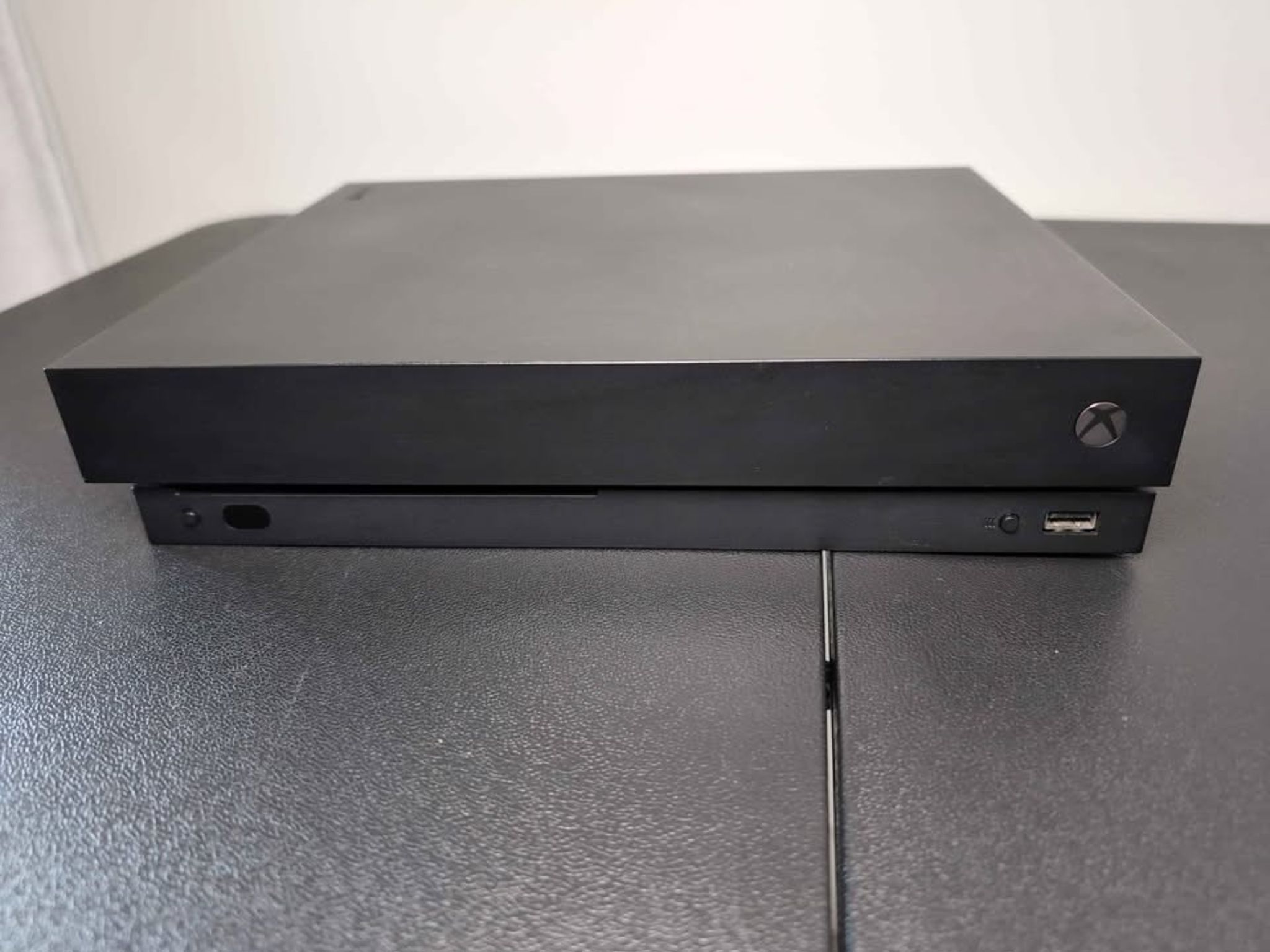 Xbox One X 1TB With Controller | Great Condition