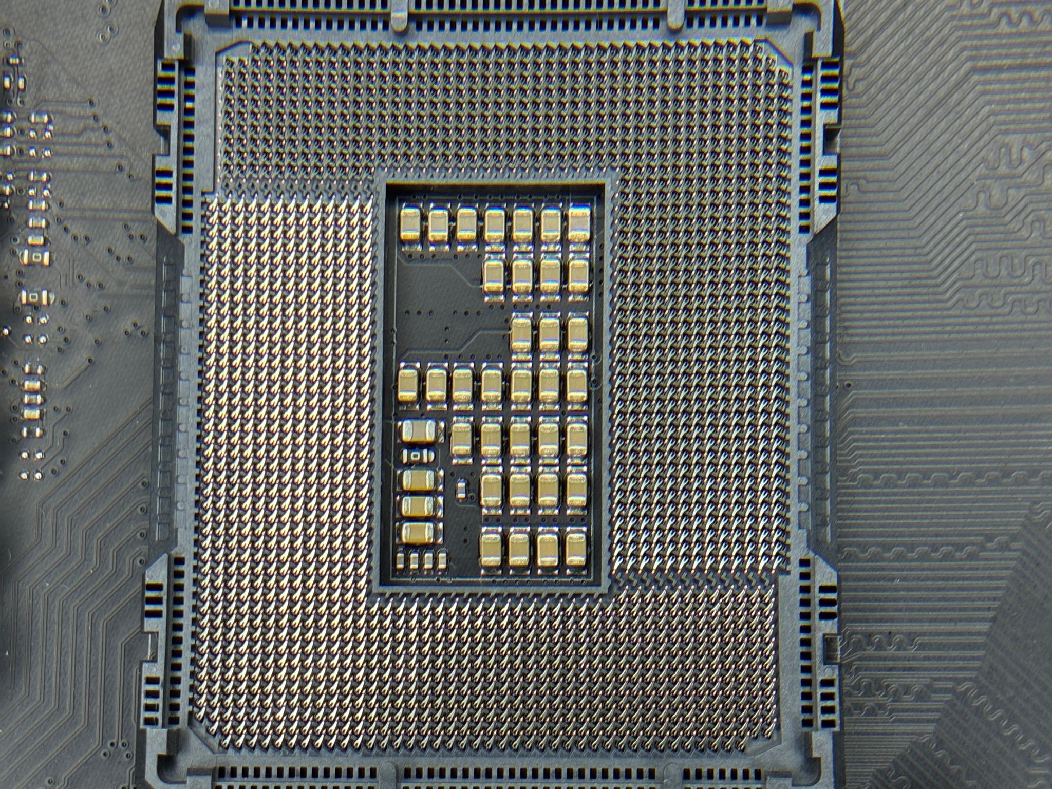 ASUS ROG MAXIMUS Z690 HERO - Image 4