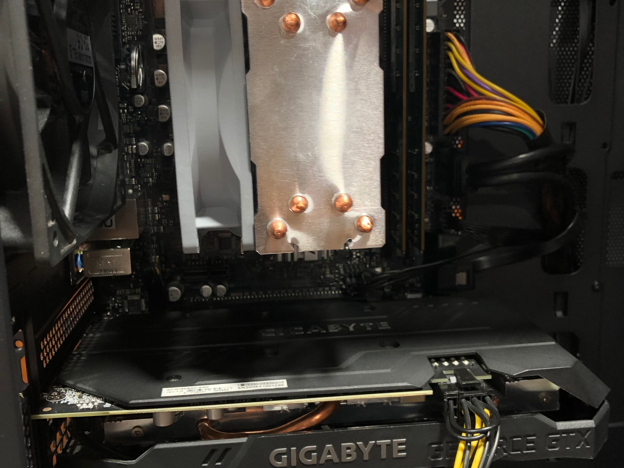Gaming PC (Nvidia GTX 1660 Super OC, i5-10600K, Full mesh case, 256gb SSD, 16gb RAM, Win) mid-ATX