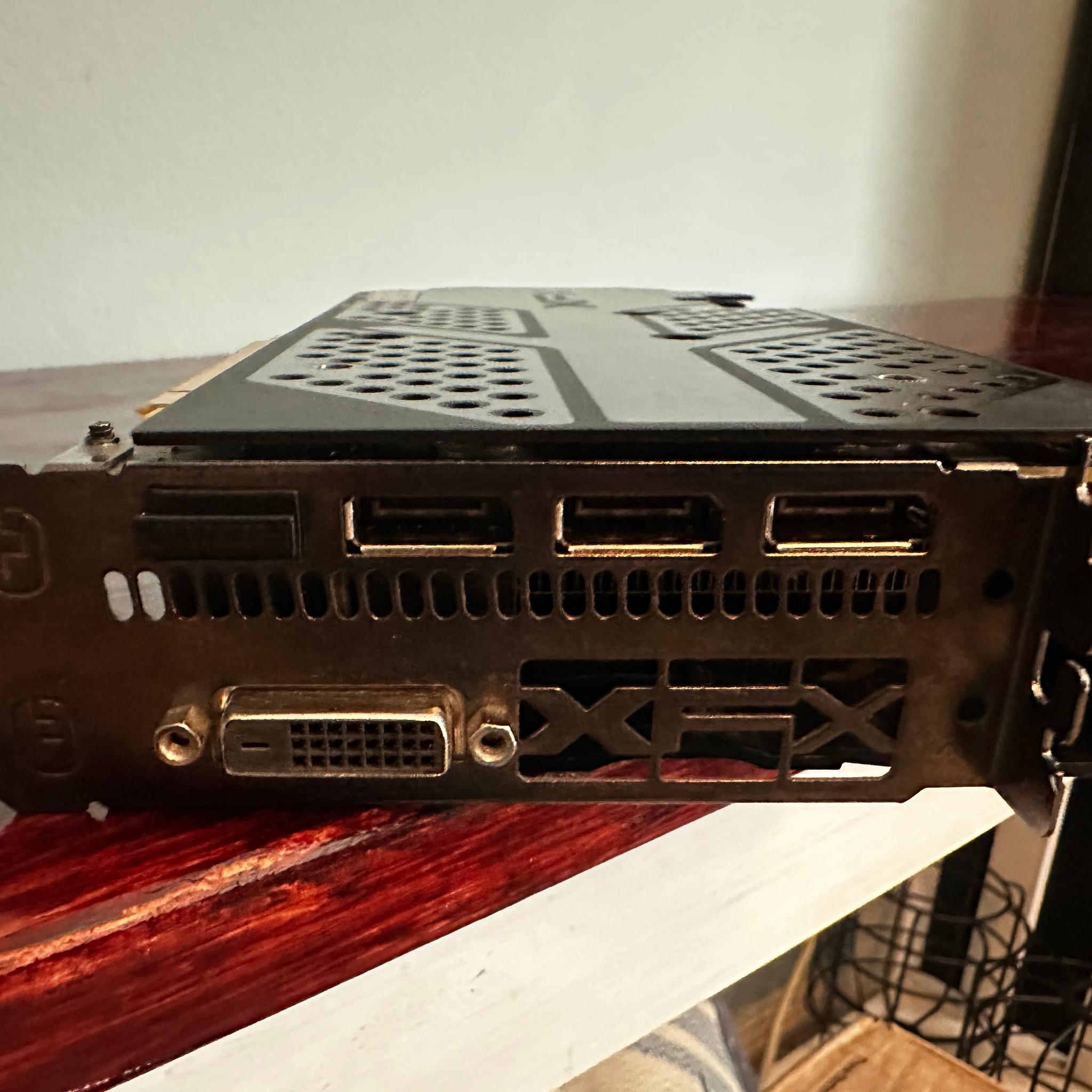 XFX GTS Black Edition Radeon RX 580 | 8GB