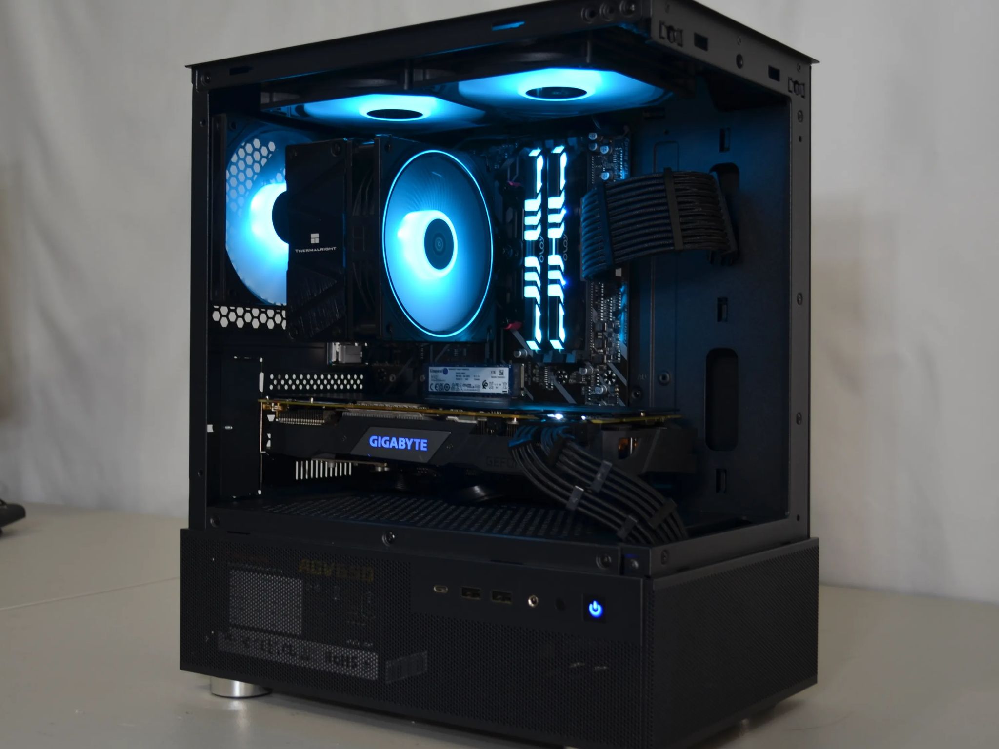 🌑Dark Knight⚔️ | RTX 2070 | Ryzen 5 3600 | 1tb Storage| 16gb Ram