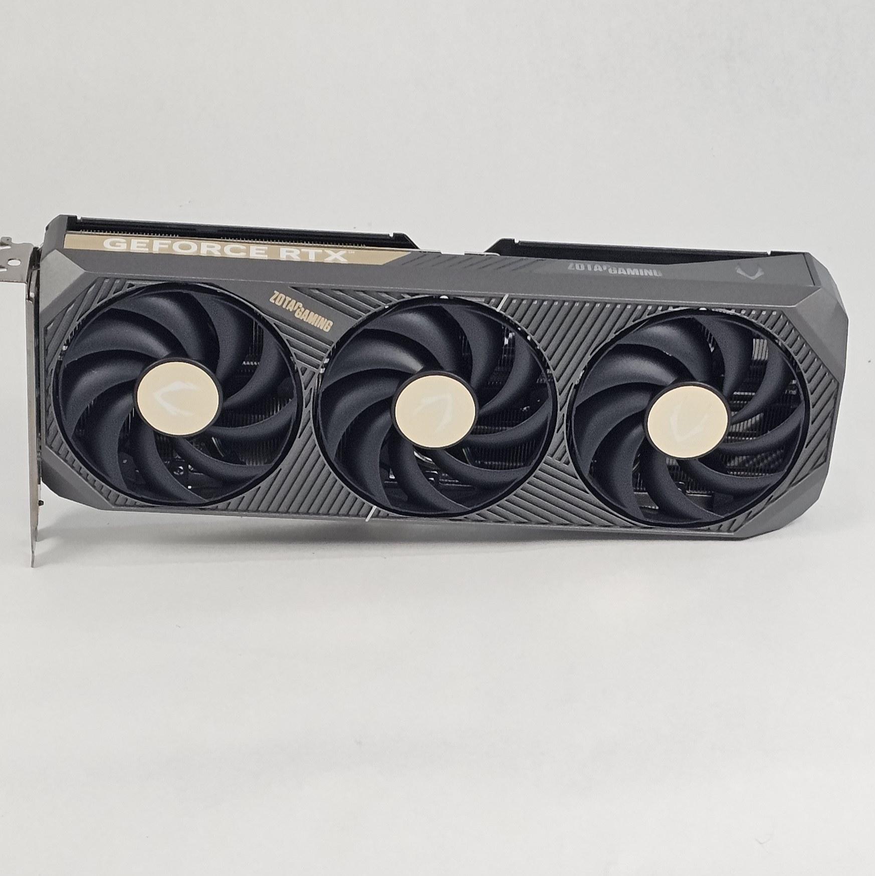 RTX 5070 Zotac Gaming Solid OC 12GB