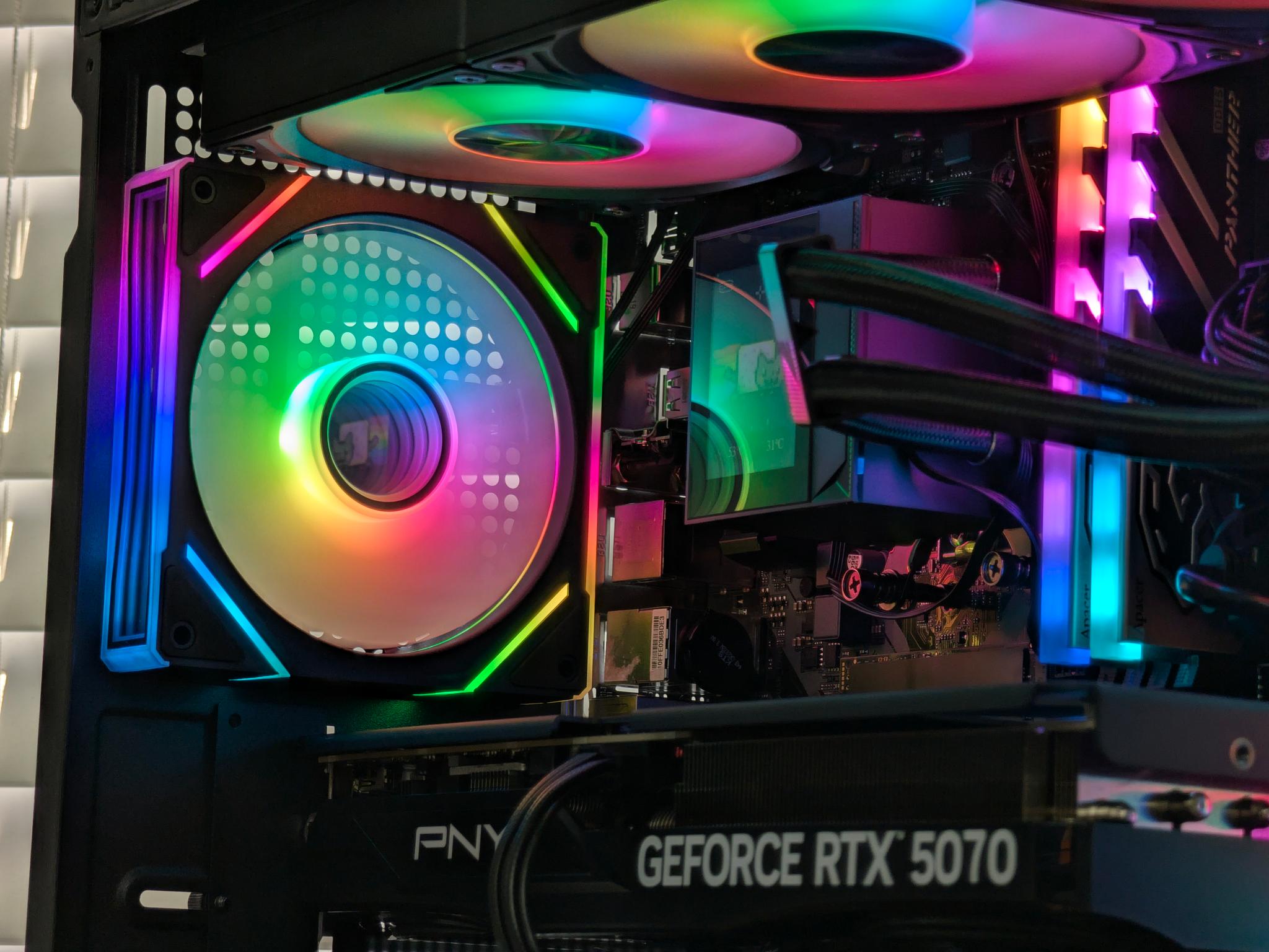 🌈🖤Ryzen 7 7700x | RTX 5070 | 32GB DDR5 | 2TB SSD | Gaming PC🖤🌈