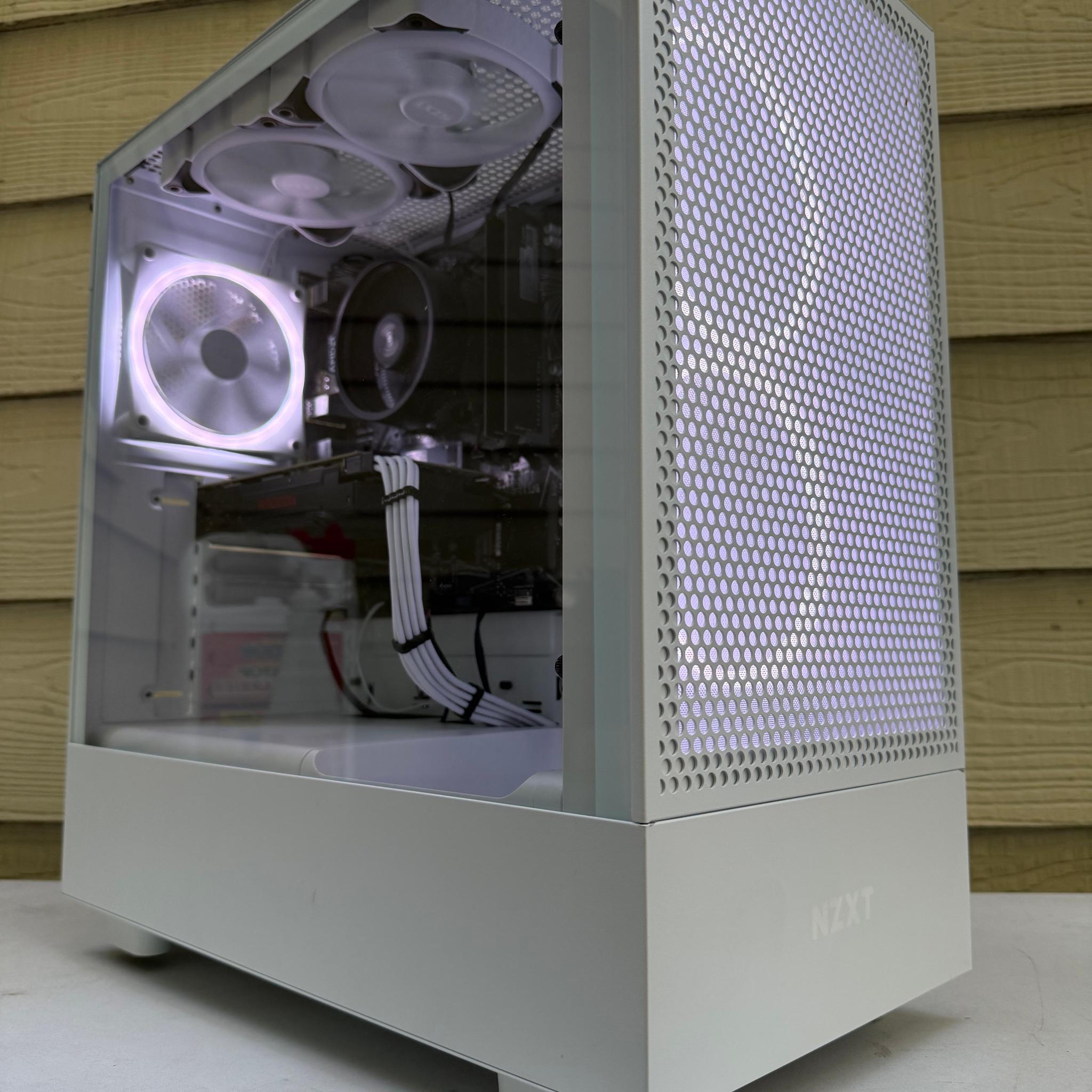 🧊 Icebreaker 🧊 Ryzen 3| Rx 5500 | 16gb DDR4 | 256gb