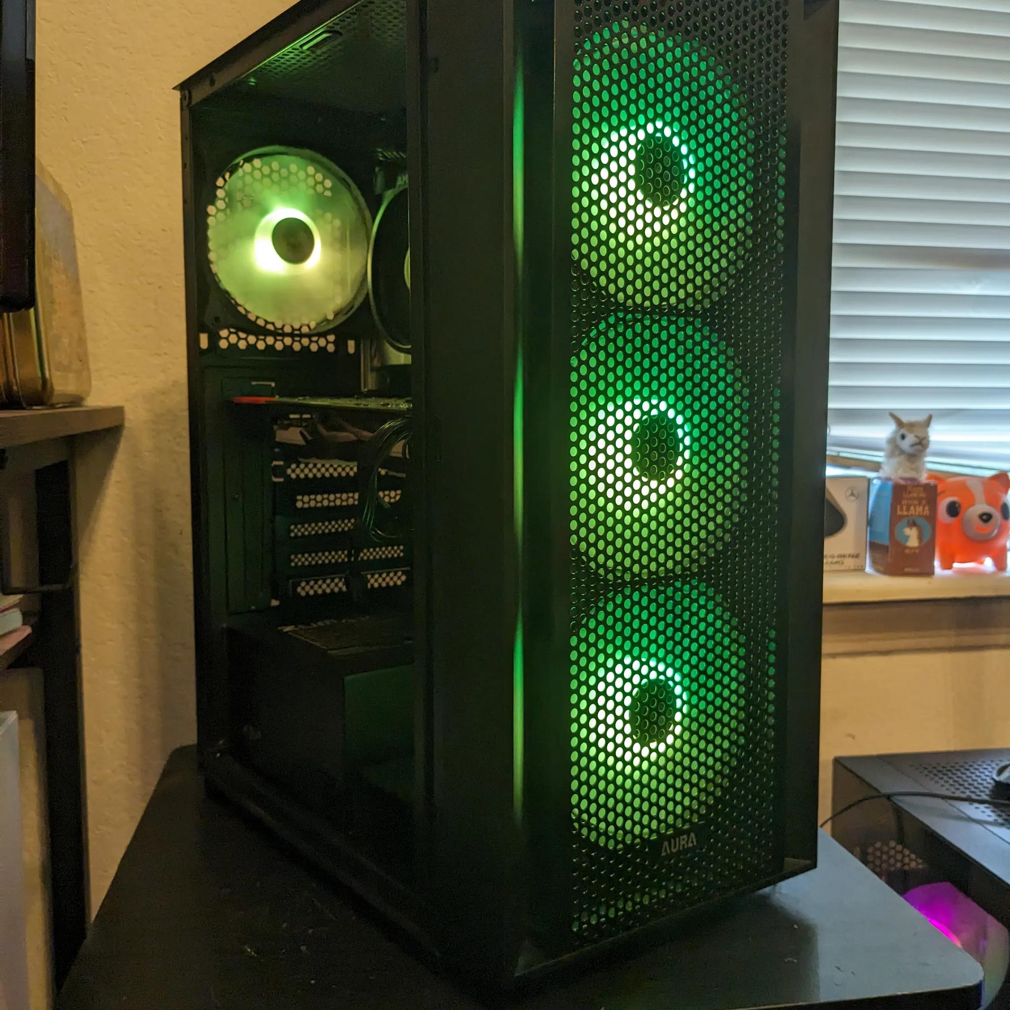 FREE SHIP||Ryzen 7 3700X, GTX 1080 8GB, 32GB DDR4, 1TB NVMe, Win11, ARGB