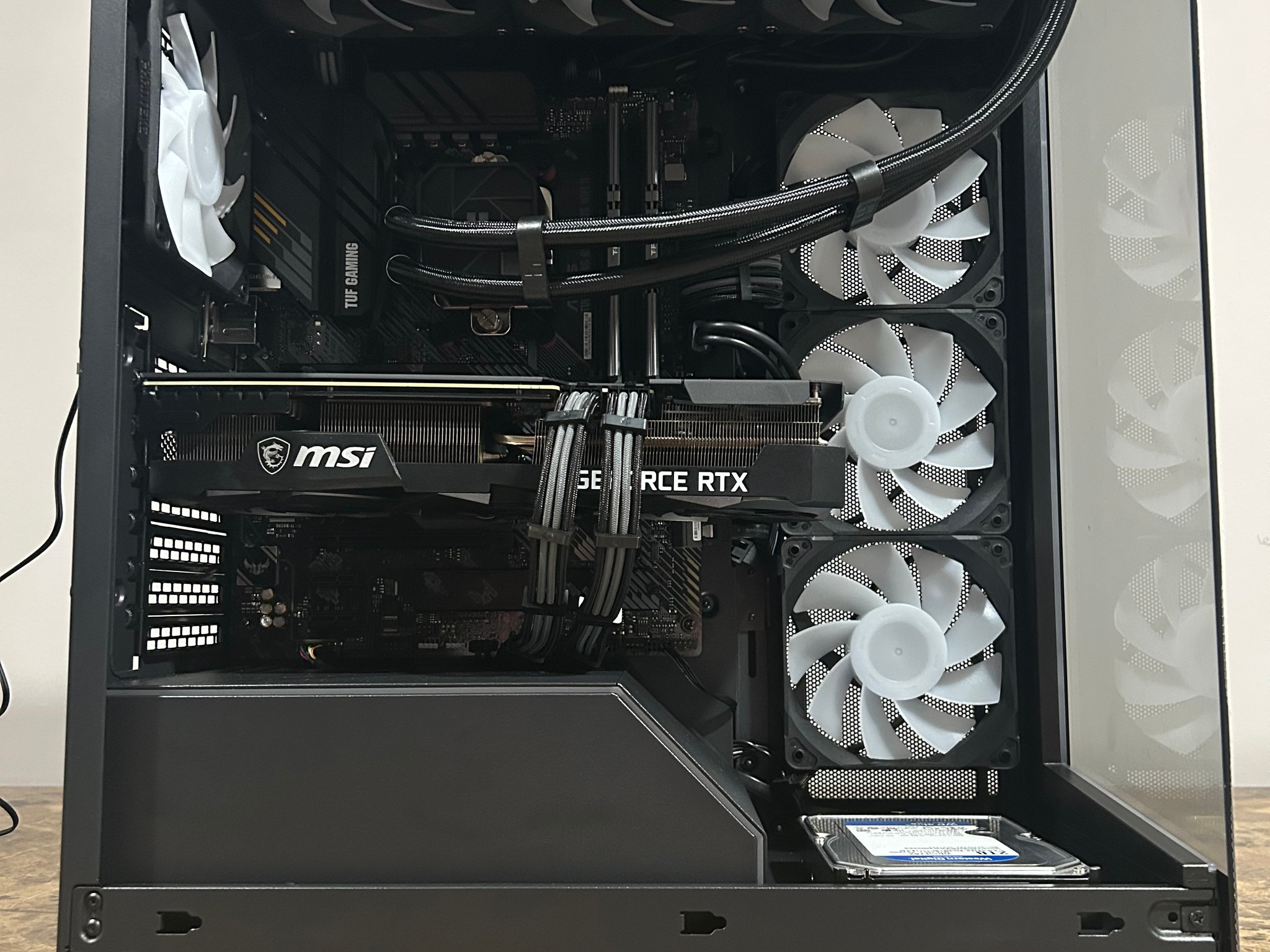 RTX 3070 Ti 8GB | Ryzen 5 5600x | 16GB RAM DDR4 | 512Gb SSD & 2Tb HDD | Windows 11pro