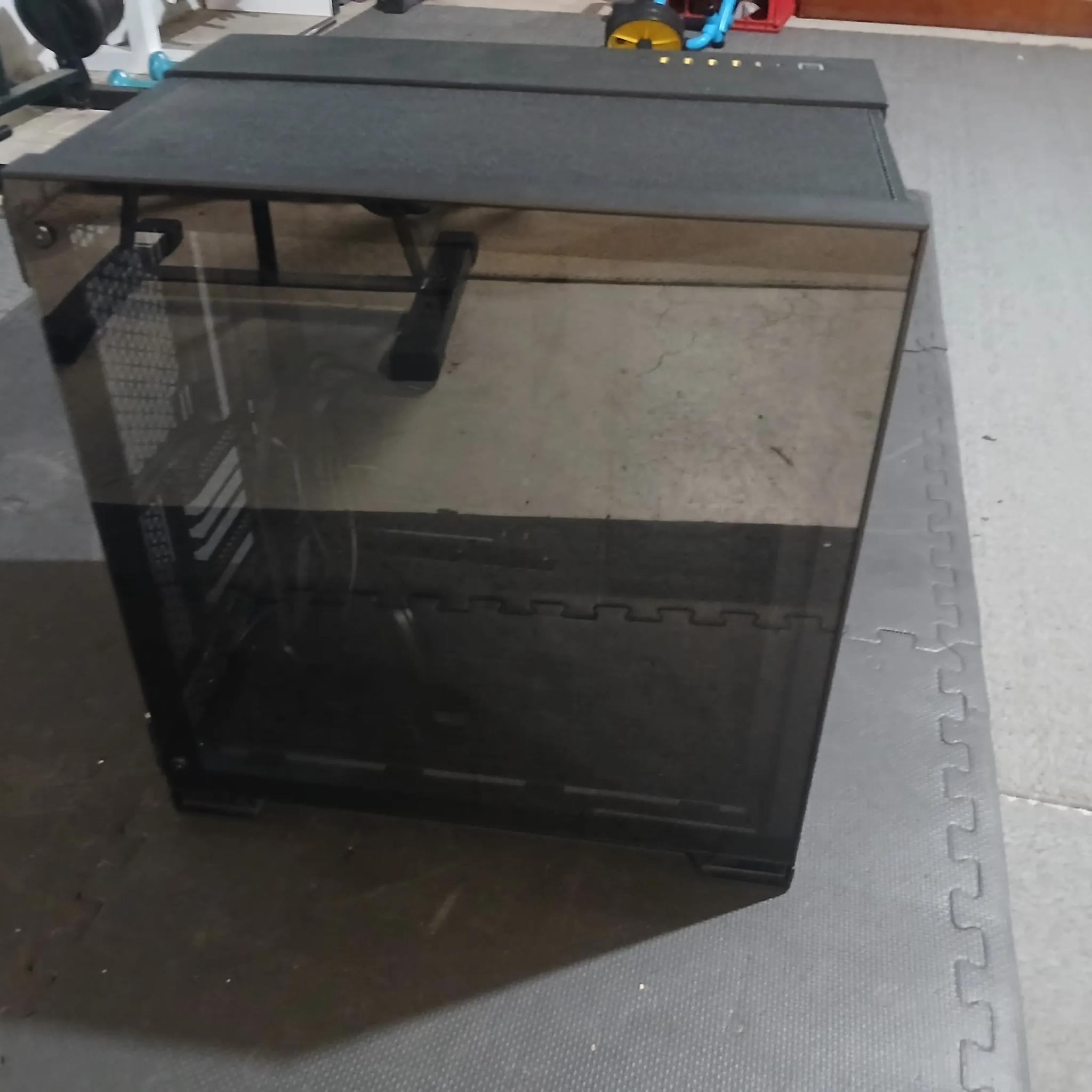 CORSAIR 6500D Airflow Tempered Glass Super Mid-Tower, Black