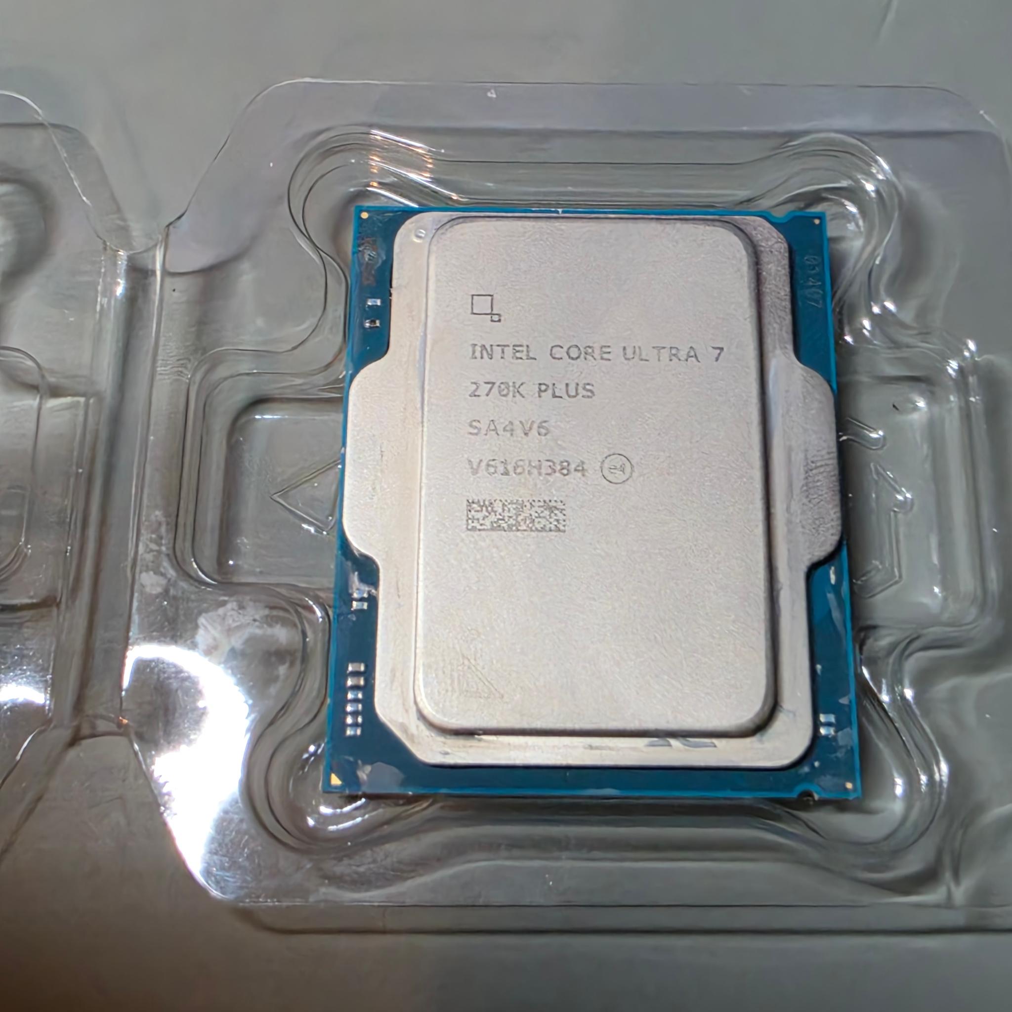 Intel Core Ultra 7 270K Plus 20-Core 3.8GHz LGA1851 Unlocked CPU
