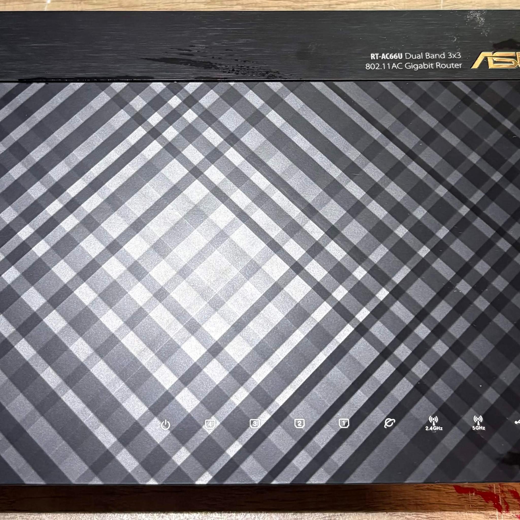 ASUS RT-AC66U Dual Band AC1750 Gigabit WiFi Router | Power Adapter & Antennas Included (ED)