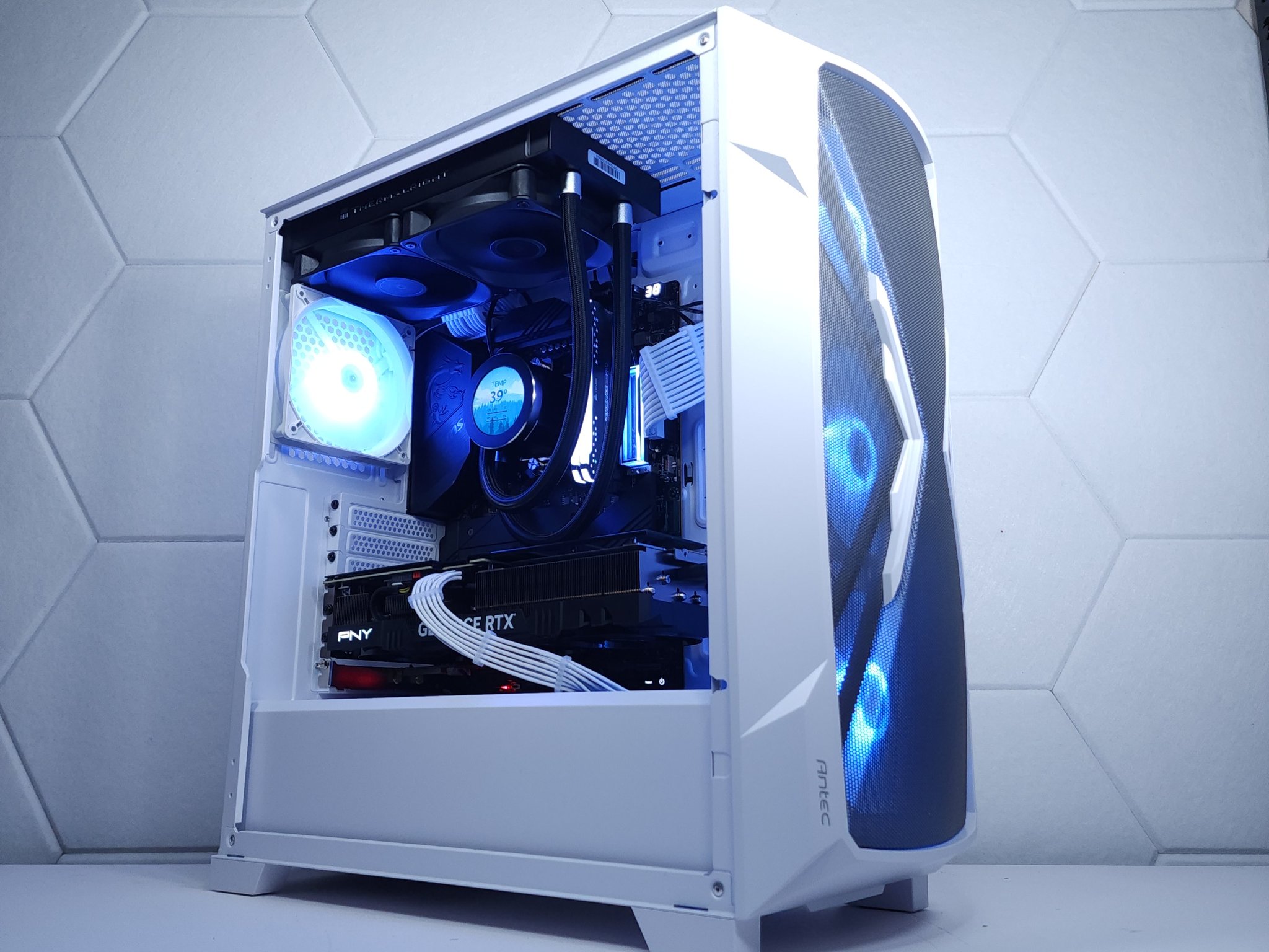 💙🤍RTX 4070Ti | Ryzen 9 5900X | 32GB 3600MHz | 1TB NVMe Gen4