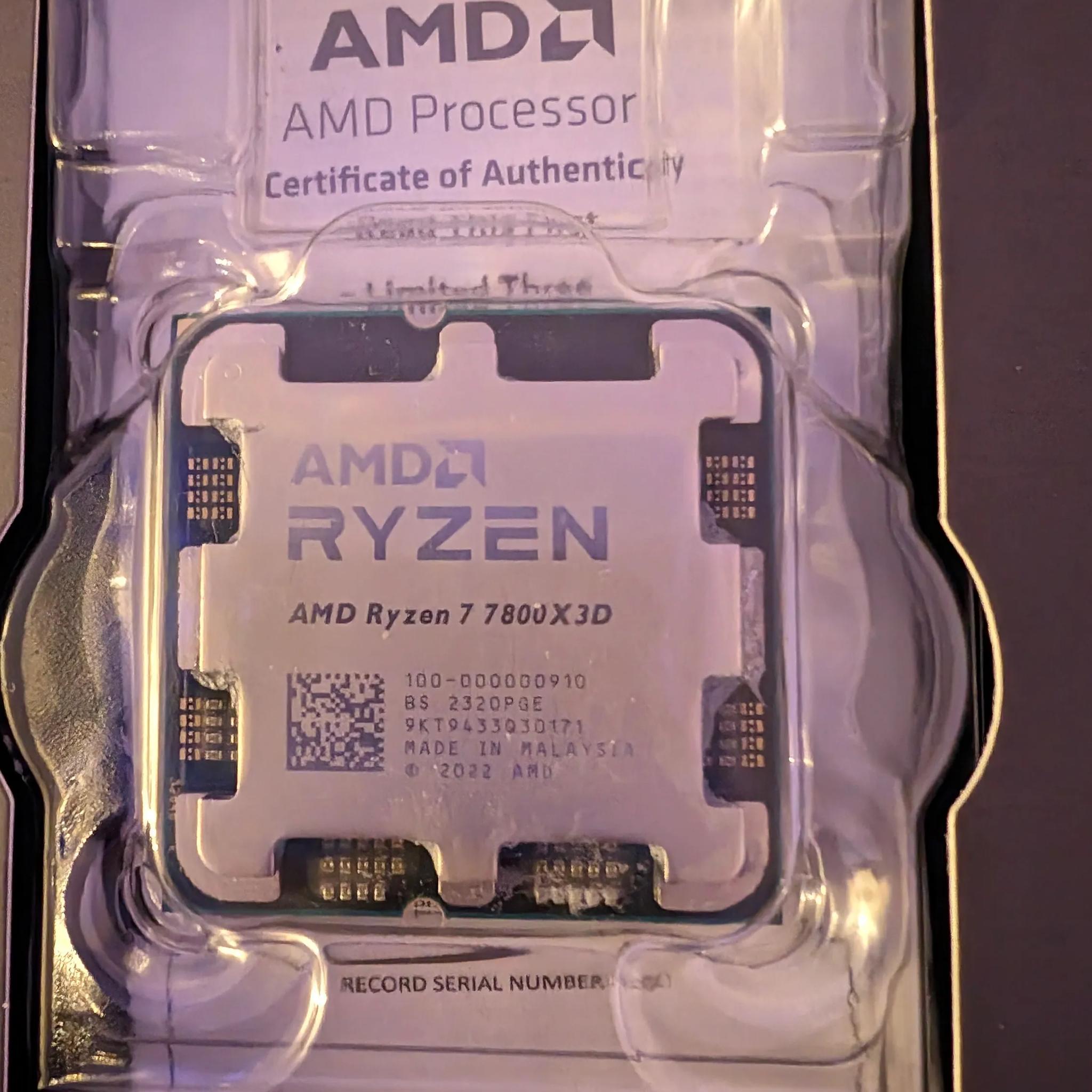Ryzen 7 7800X3D and 32 GBs of DDR5 5200 - READ DESCRIPTION -