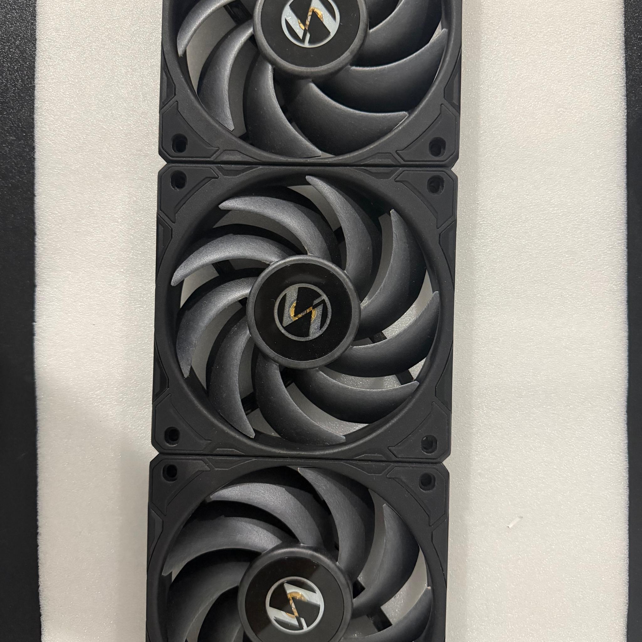 Lian Li Wireless Fans Black 3 Pack Free Shipping
