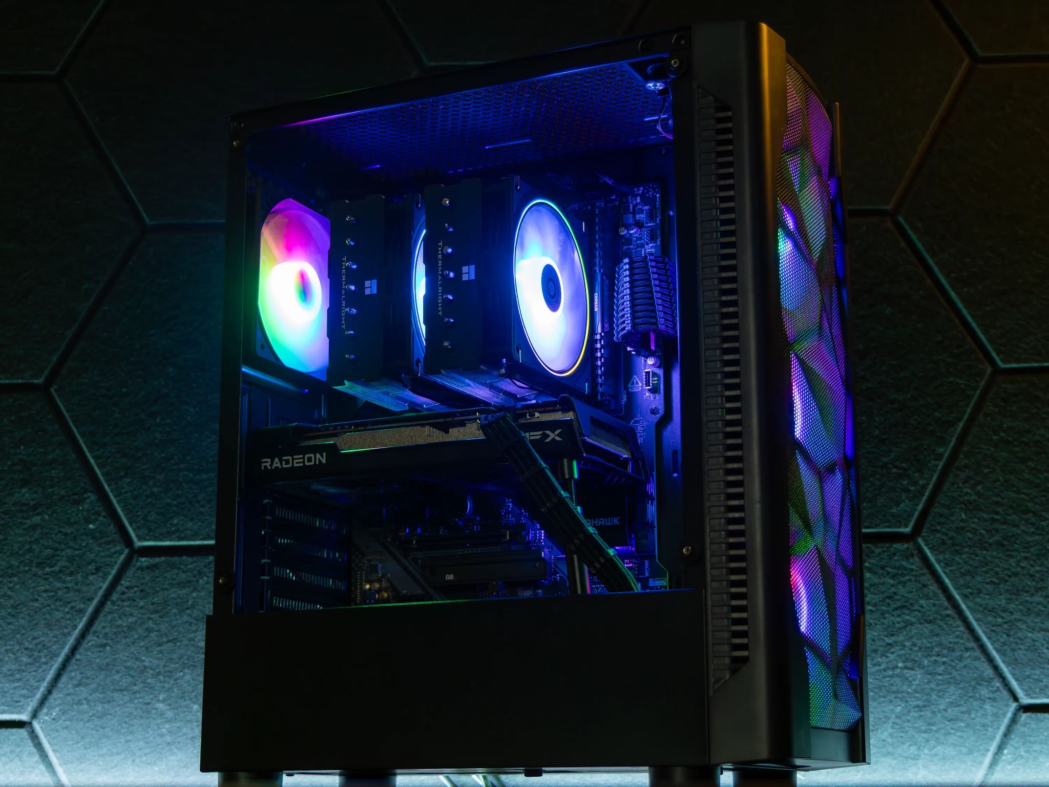 📟 Chipster 📟 AMD RX 6650 XT / Ryzen 5 5600X / 1TB NVME / 32GB DDR4 Ram / Air Cooler / W11 Pro
