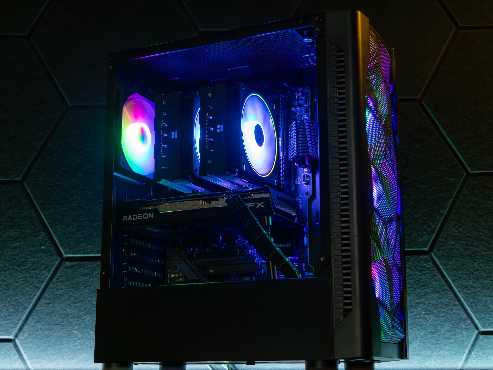 📟 Chipster 📟 AMD RX 6650 XT / Ryzen 5 5600X / 1TB NVME / 32GB DDR4 Ram / Air Cooler / W11 Pro