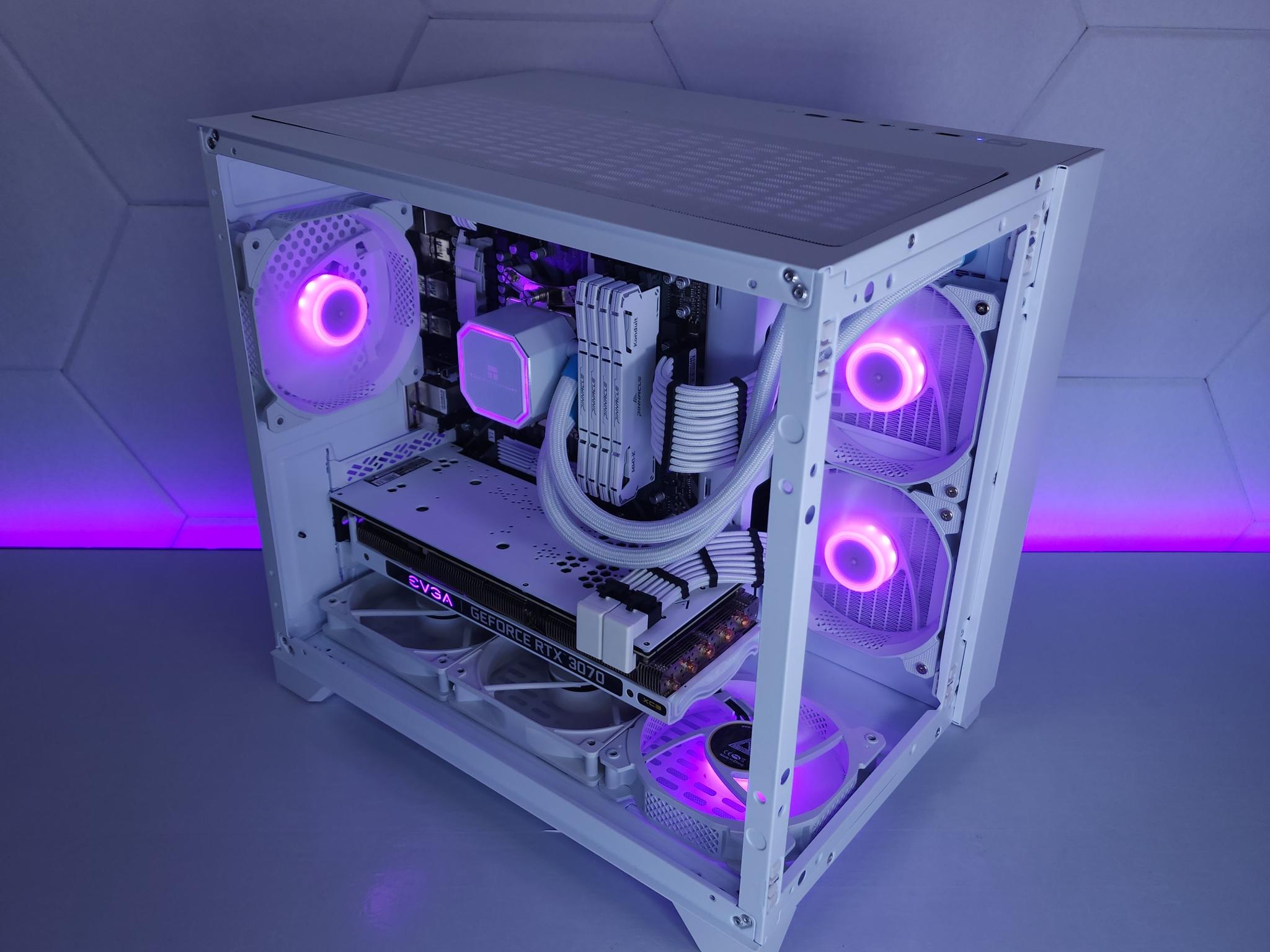 💜🤍RTX 3070 // Ryzen 7 5700G // 32GB 3200MHz // 1TB NVMe Gen 3