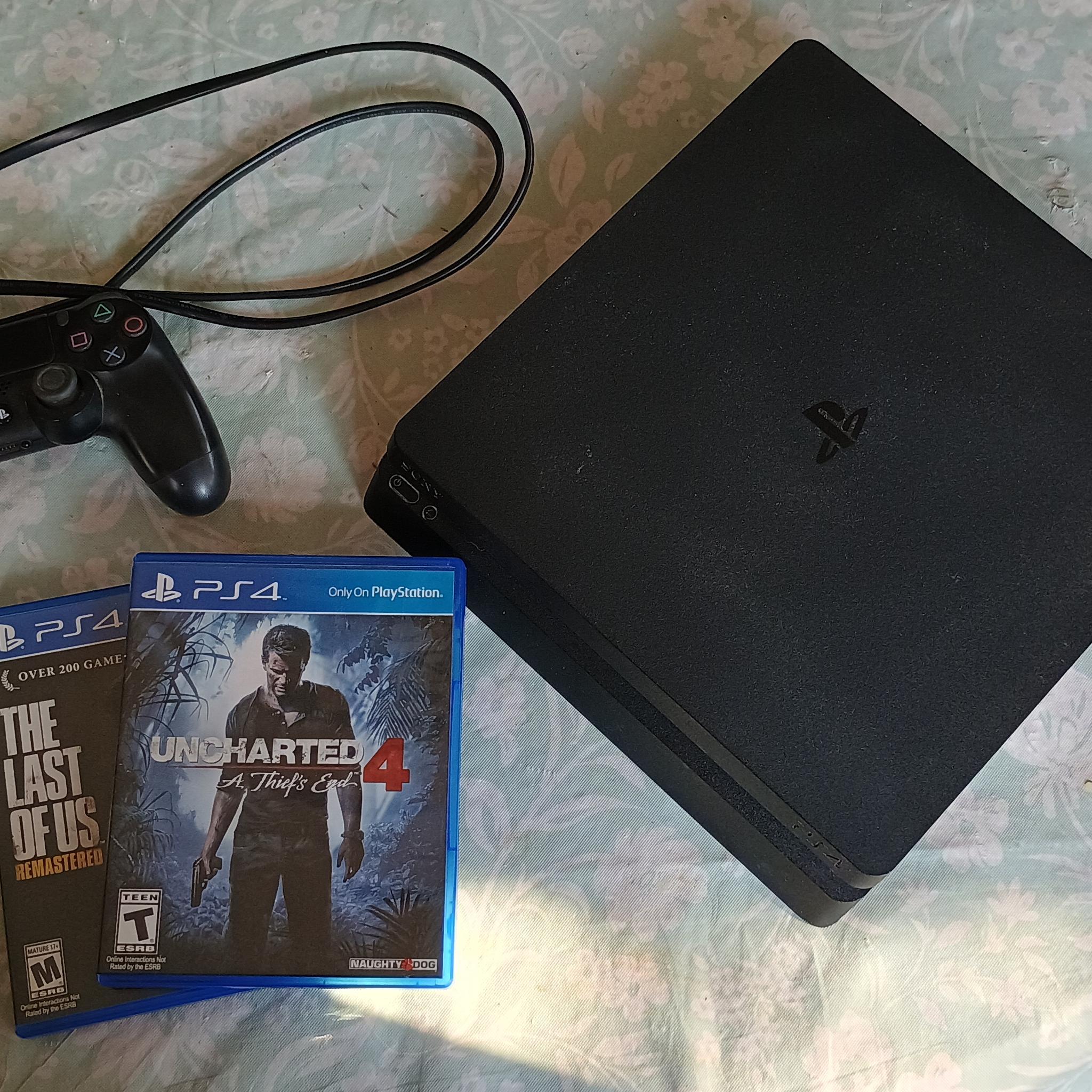 PS4 Slim 1 tb