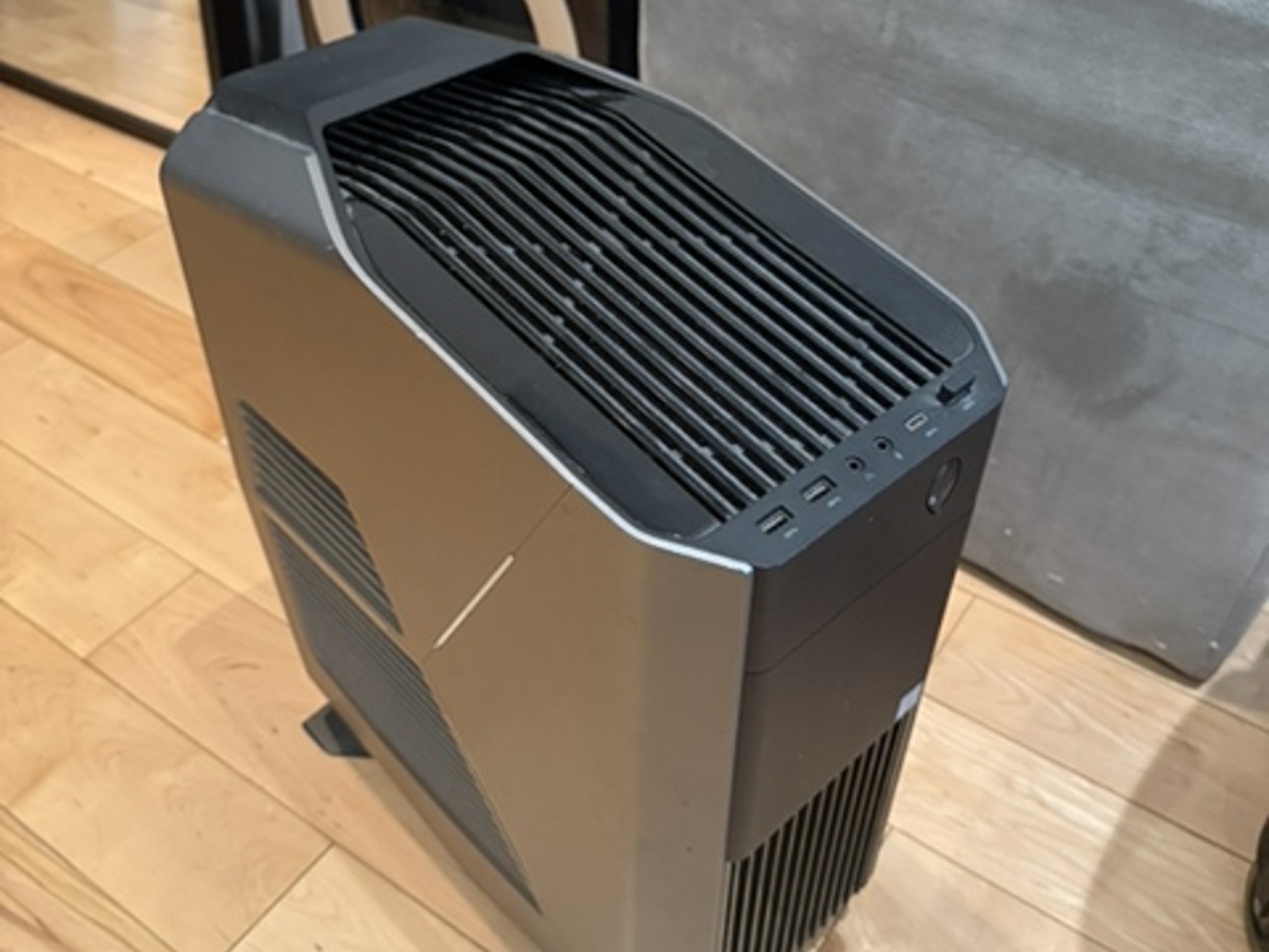 Dell Alienware Aurora R7 Gaming Desktop PC Intel Core i7 16GB RAM 1TB HDD