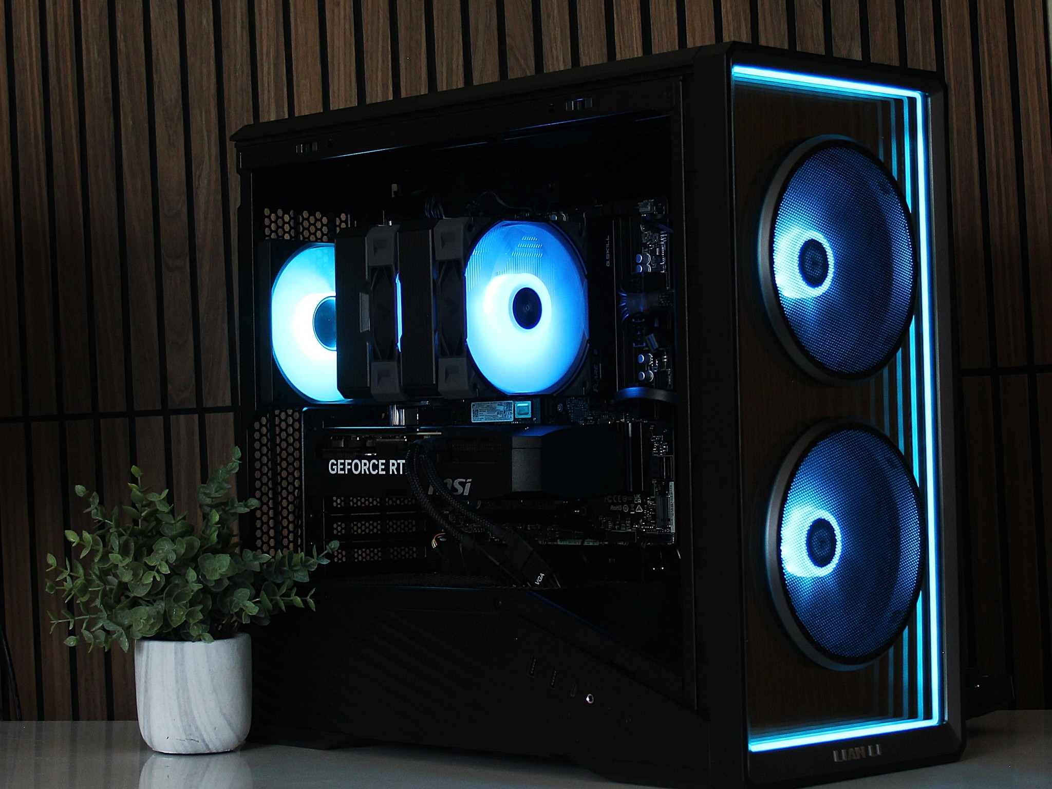 RTX 5070 12GB | 7500X3D | DDR5 | NVME  | Lian LI  | Windows 11 | WIFI | 750W GOLD