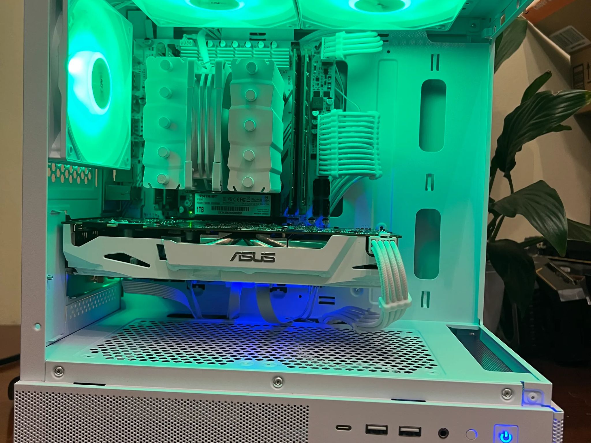 Intel 10 Core White Gaming PC GTX 1070 1tb NVME SSD 32GB RAM WIFi WINDOWS 10 Pro