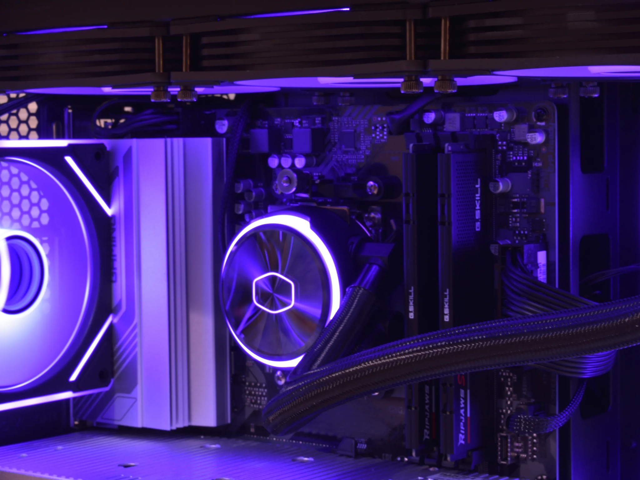 🎮Pro Gamer🎮 Ryzen 5 7600X | AMD RX 7800XT 16GB | 32GB DDR5 | 1TB nVME SSD | Win11 Pro+Wifi