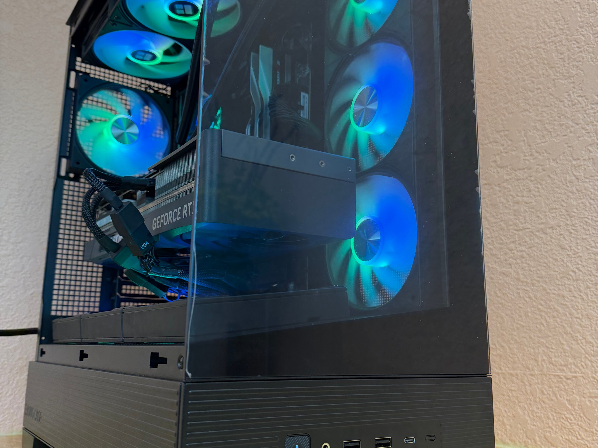Ryzen 7 9800X3D + RTX 4080 Gaming PC | 32GB DDR5 | B850 | KryoSheet Cooled