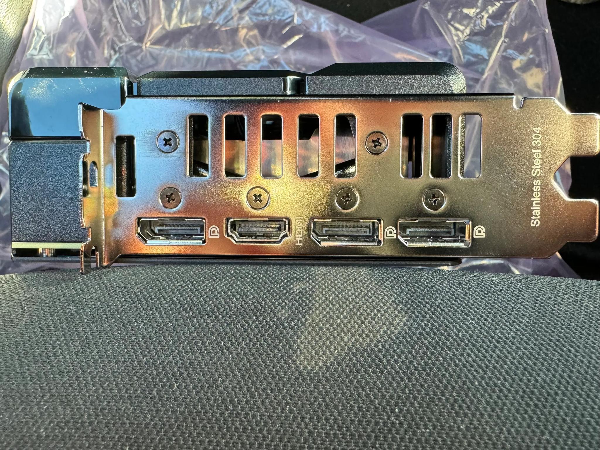 ASUS Dual GeForce® RTX 4070 OC Edition 12GB GDDR6X, IP5X, Auto-Extreme Technology