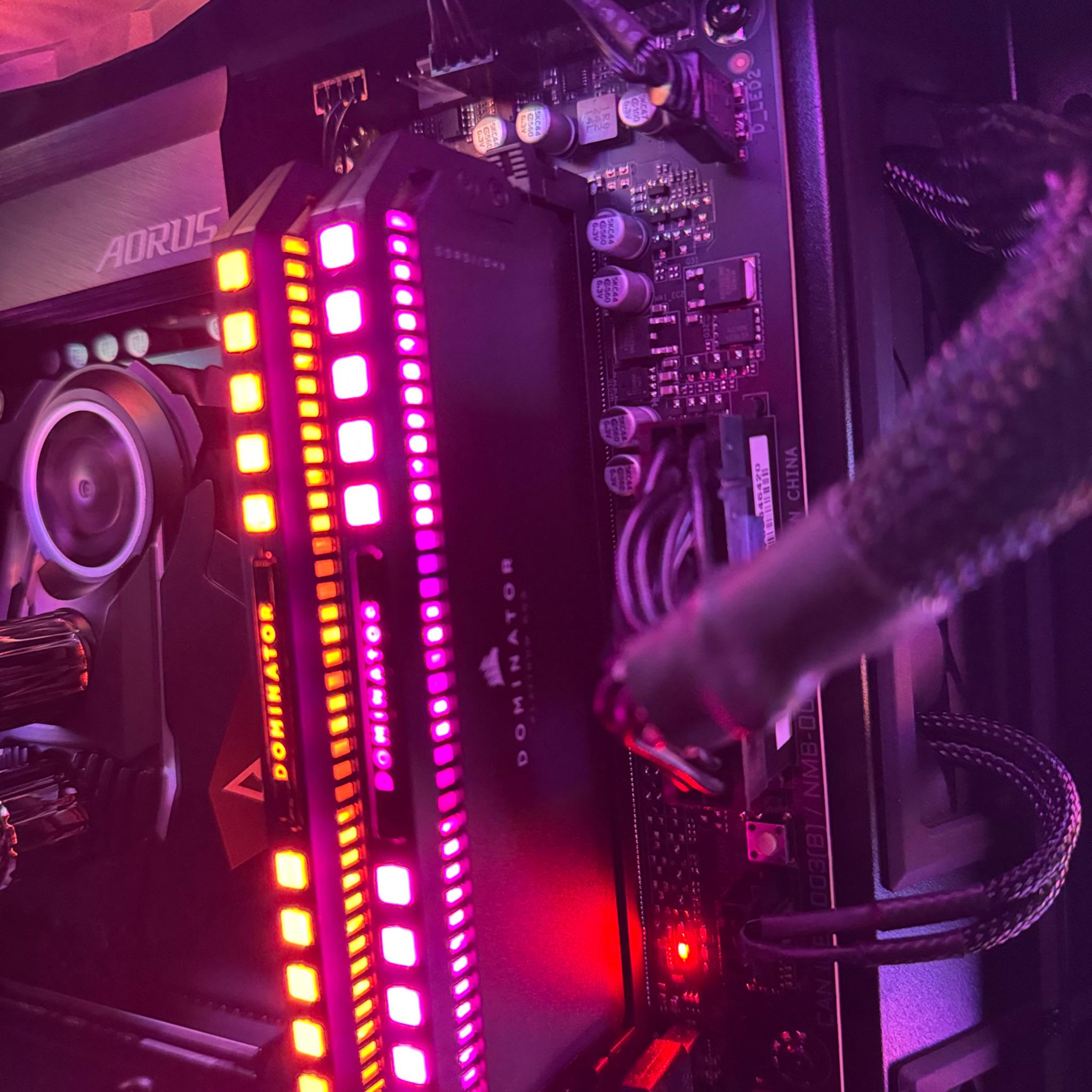 GLACIER🧊GAMER | RYZEN 9600X | RX 7600XT | 32GB DDR5 | 1TB SSD |WIFI-BT