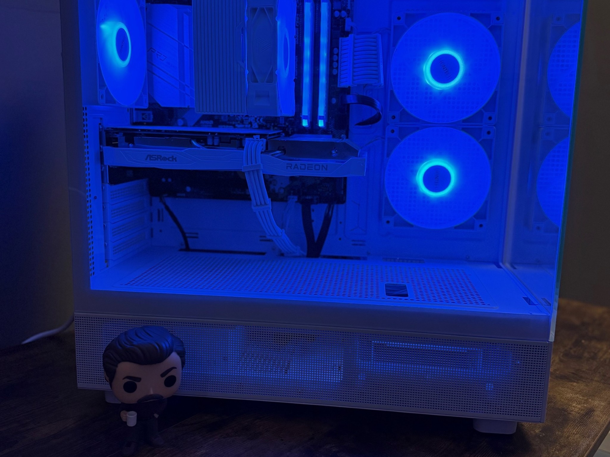 Custom Whiteout Entry Level Gaming PC