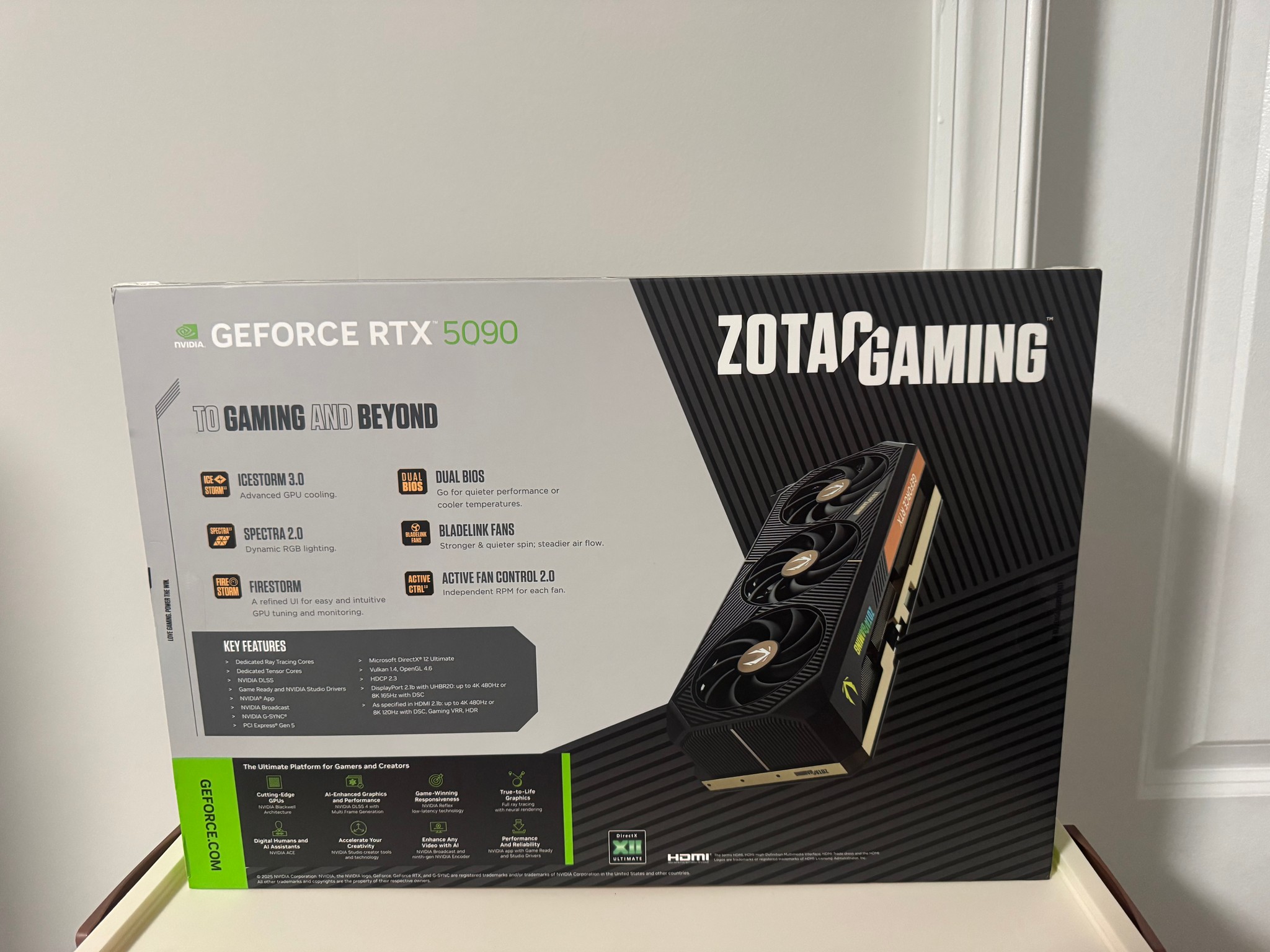 ZOTAC GAMING GeForce RTX 5090 SOLID OC