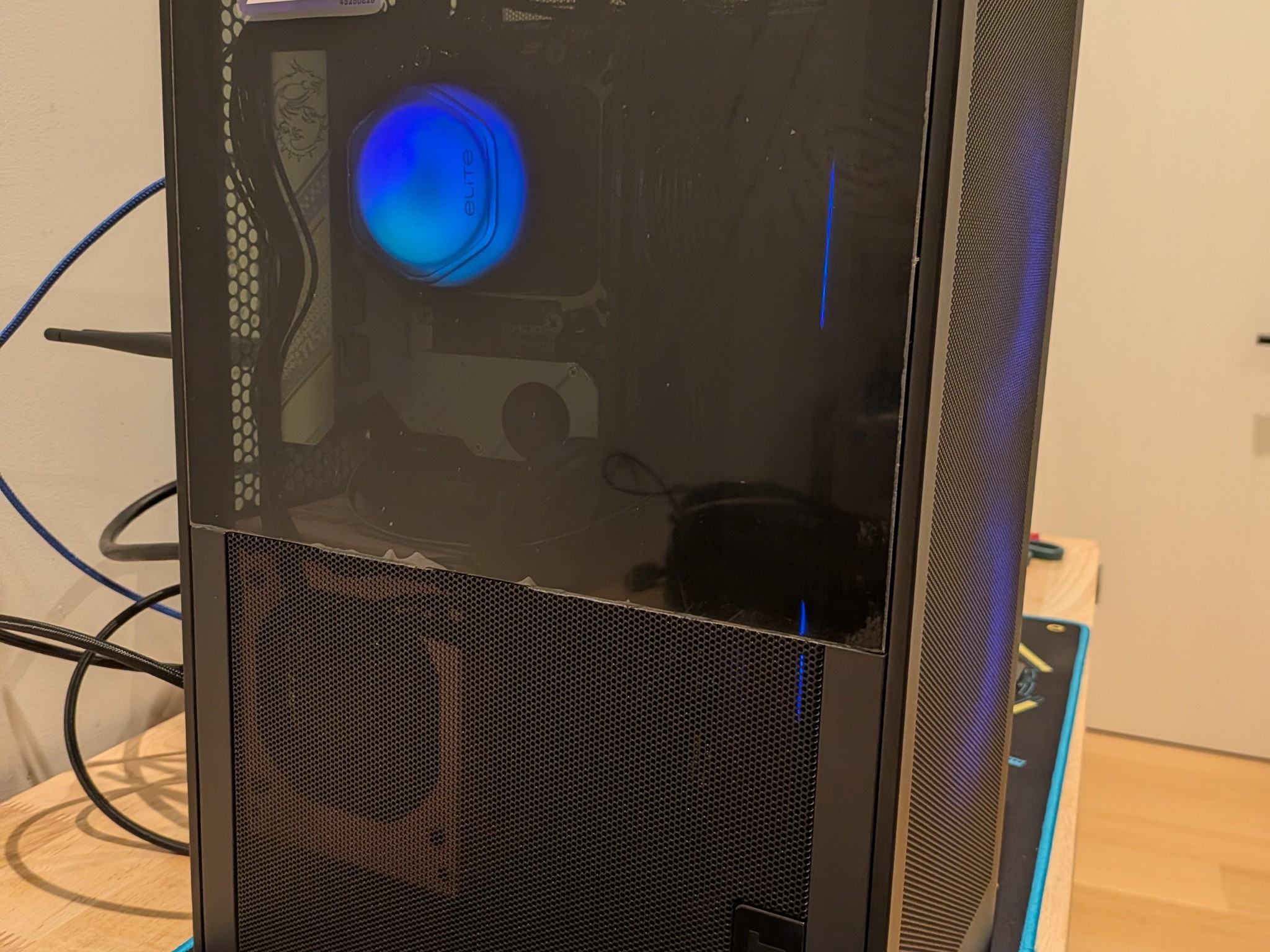 4K Flow - RTX 5070 Ti, Ryzen 9 9900X, 64 GB DDR5, 2 TB Gen 4 NVME, RGB, Liquid Cooled