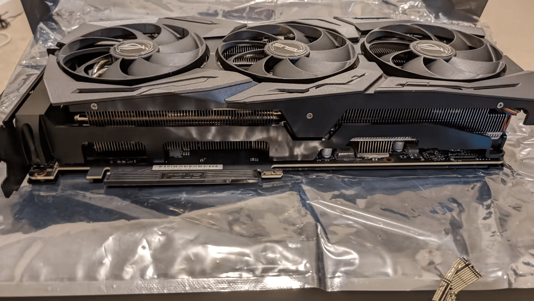 ASUS ROG STRIX GAMING OC 8GB - GEFORCE RTX 2080 8GB - Used, like-new condition, no crypto BS