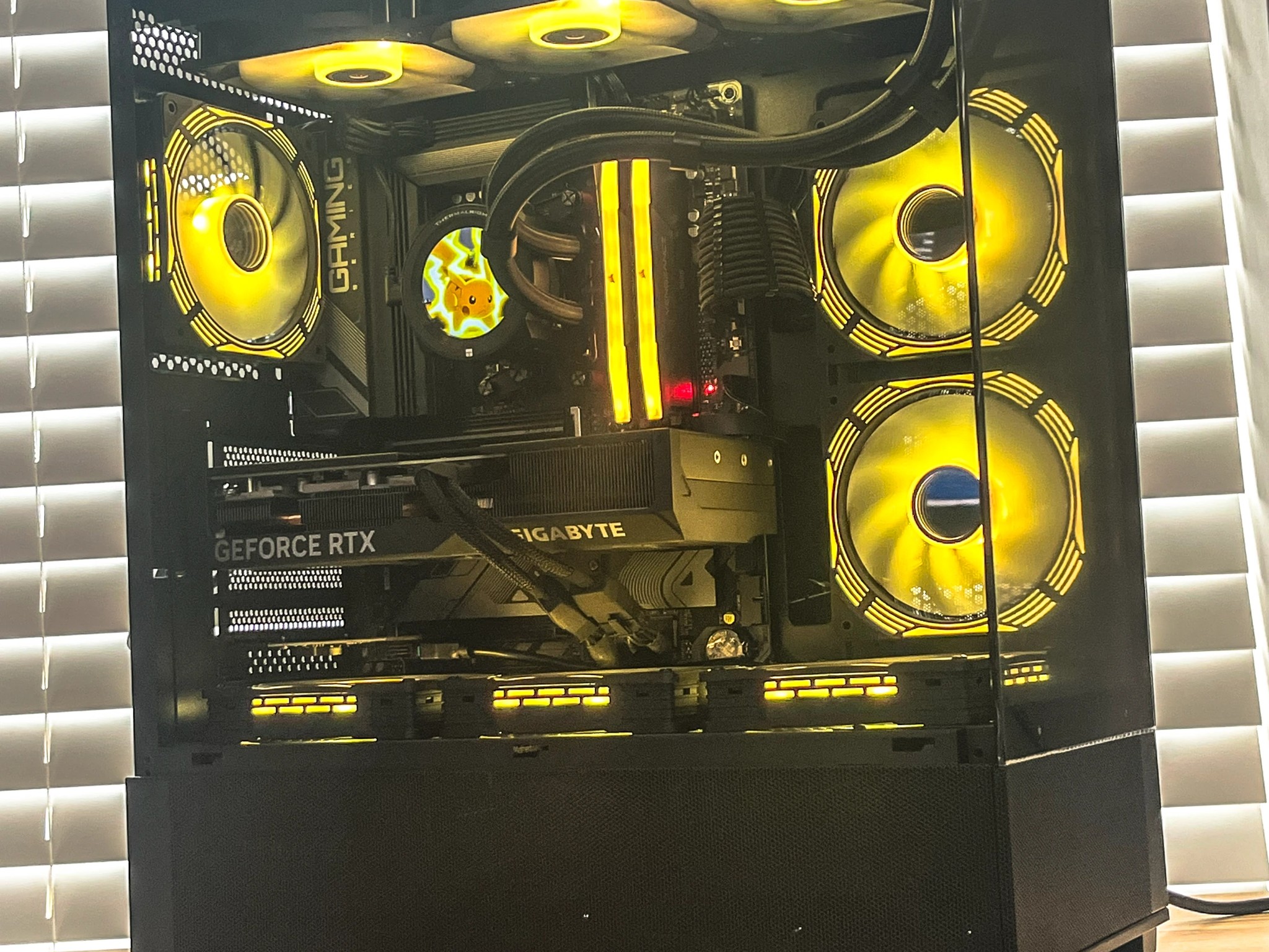 🖤Gaming PC | Ryzen 5 7600x | RTX 4070 SUPER | 32GB DDR5 | 2TB SSD🖤