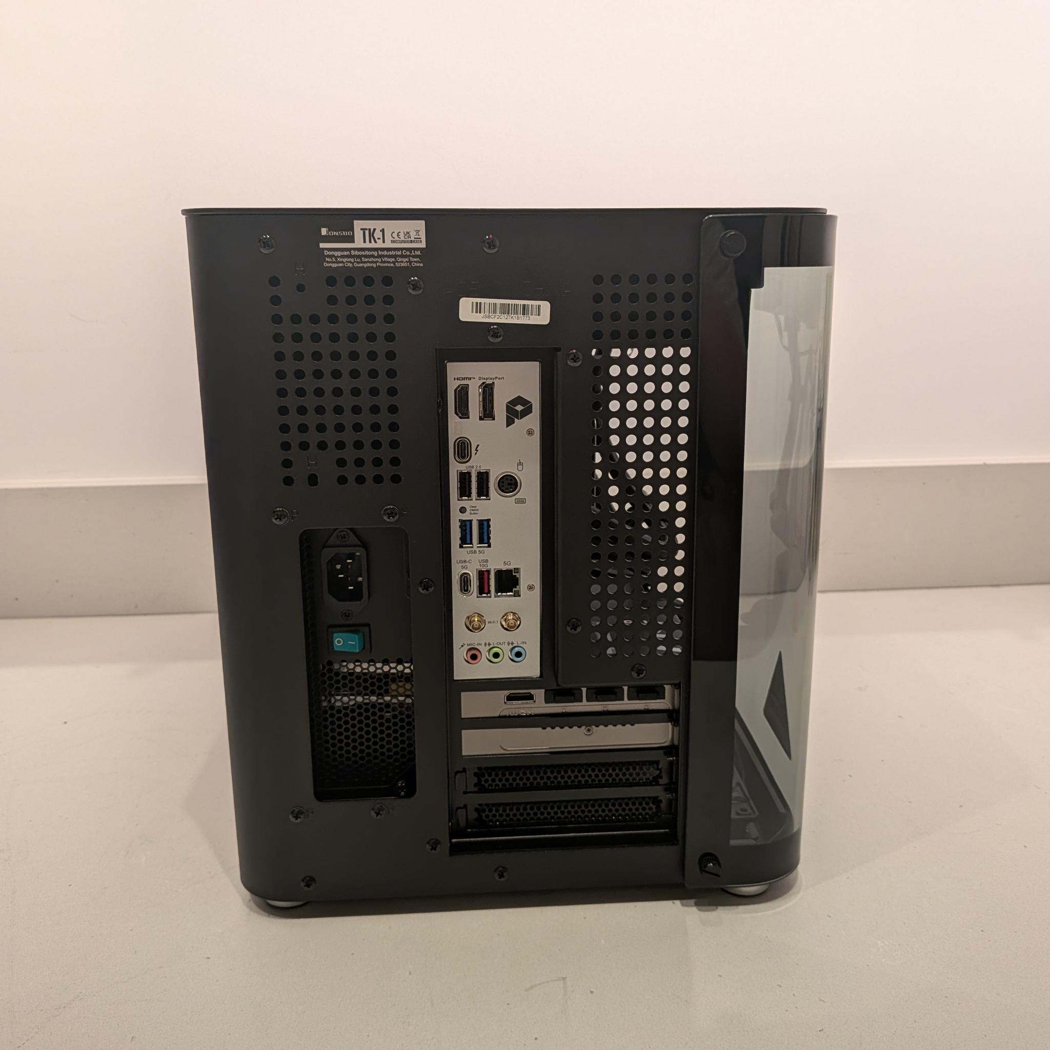 Bomb Devil Blackout - RTX 5070, Intel Core Ultra 7 265K, 32 GB DDR5, 2 TB Gen 5 NVME, Liquid Cooled