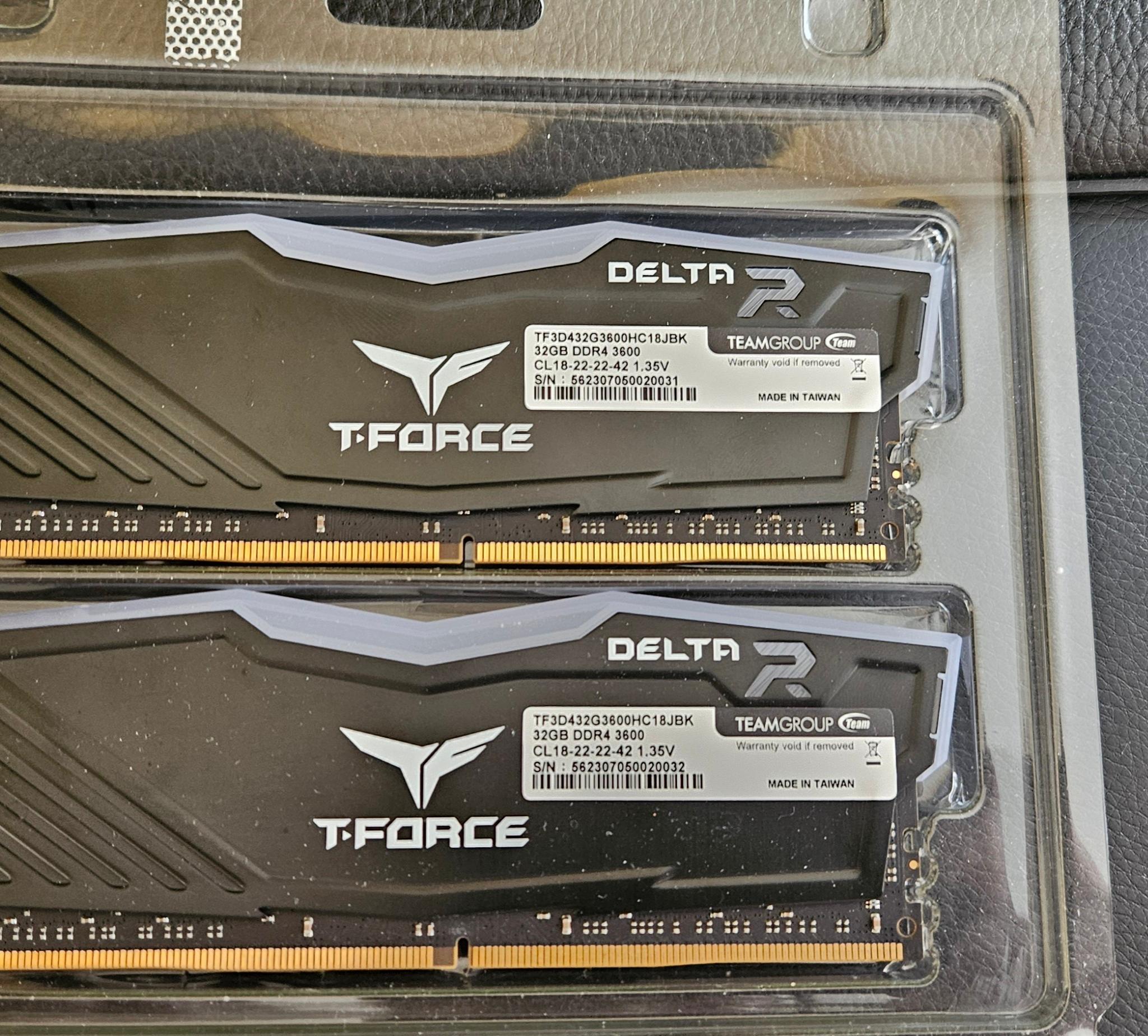 TEAMGROUP T-FORCE Delta RGB 64GB DDR4