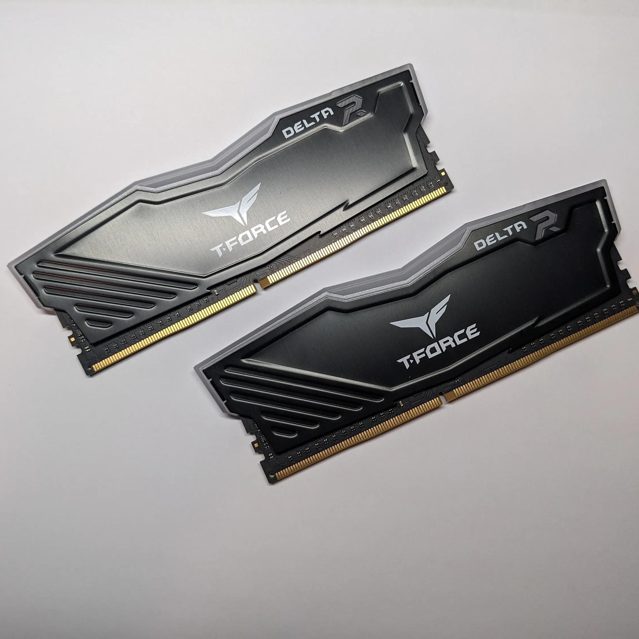 BUNDLE! MSI B660 Tomahawk Wifi DDR4 | RGB DDR4 Ram kit 2x16gb 3200mhz CL16