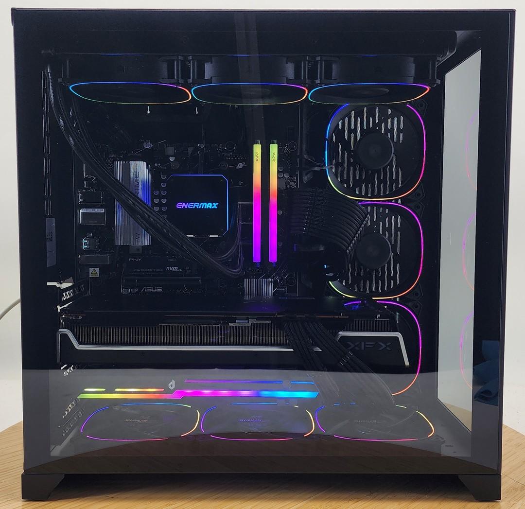 Gaming PC Ryzen 7 9700X 32GB RAM 2TB SSD RX 7900 XT 20GB Windows 11 Computer