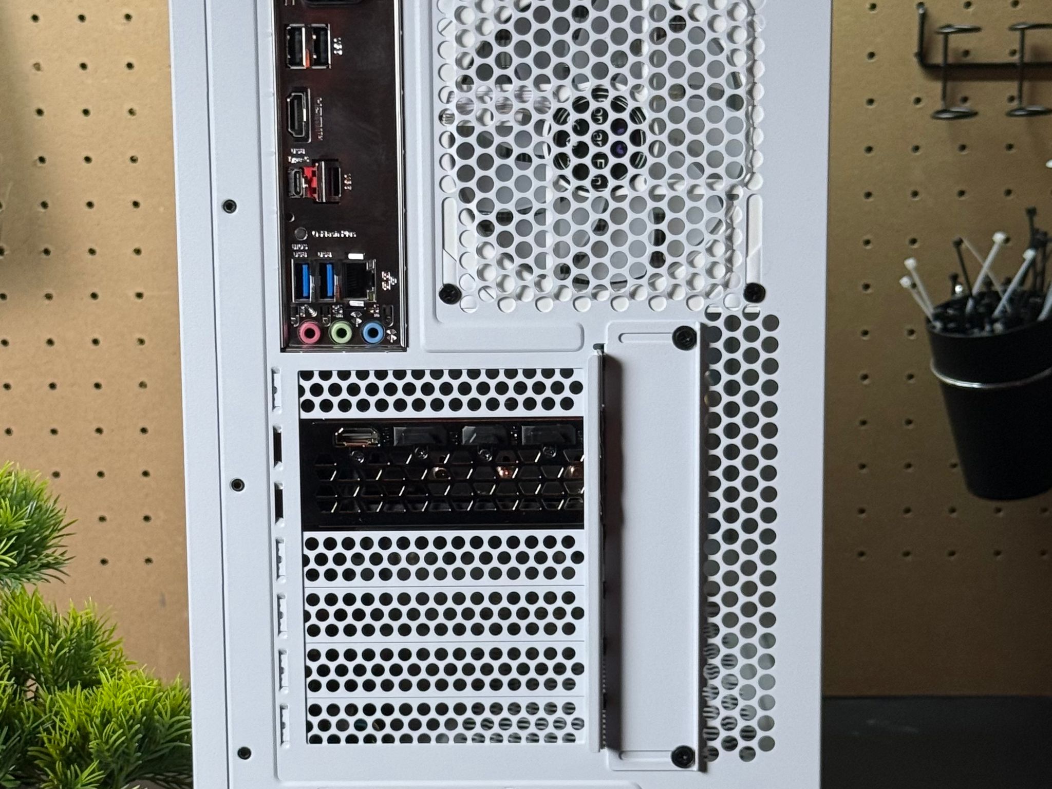 Pristine Gaming PC | RTX 3070 Ti | Ryzen 7 3700x | 16GB DDR4 | 1TB | Windows 11