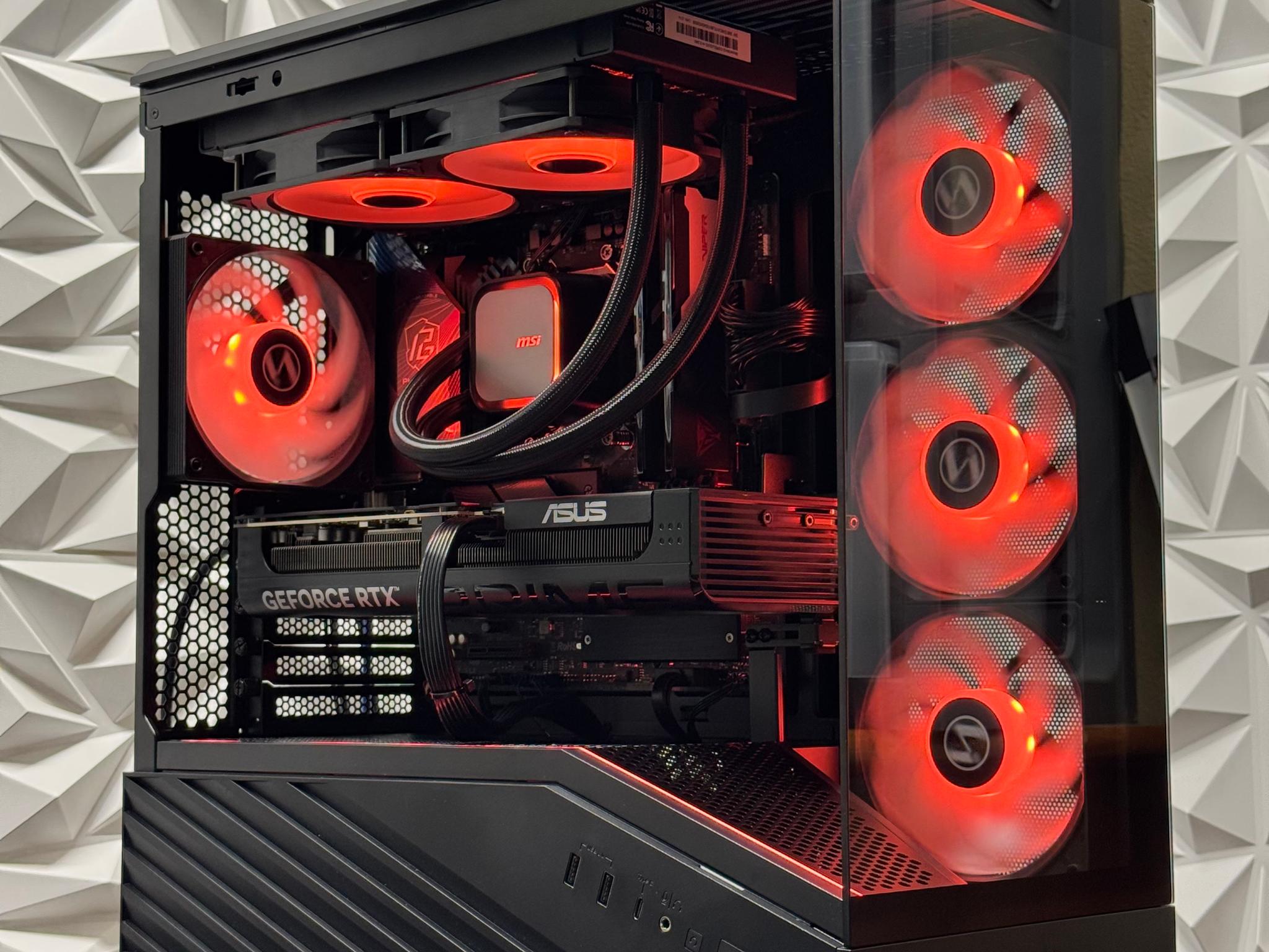 RTX 5070 / Ryzen 7 7700x / 32GB 6000MHz CL30 / 1TB storage / B850M / Windows 11 Pro