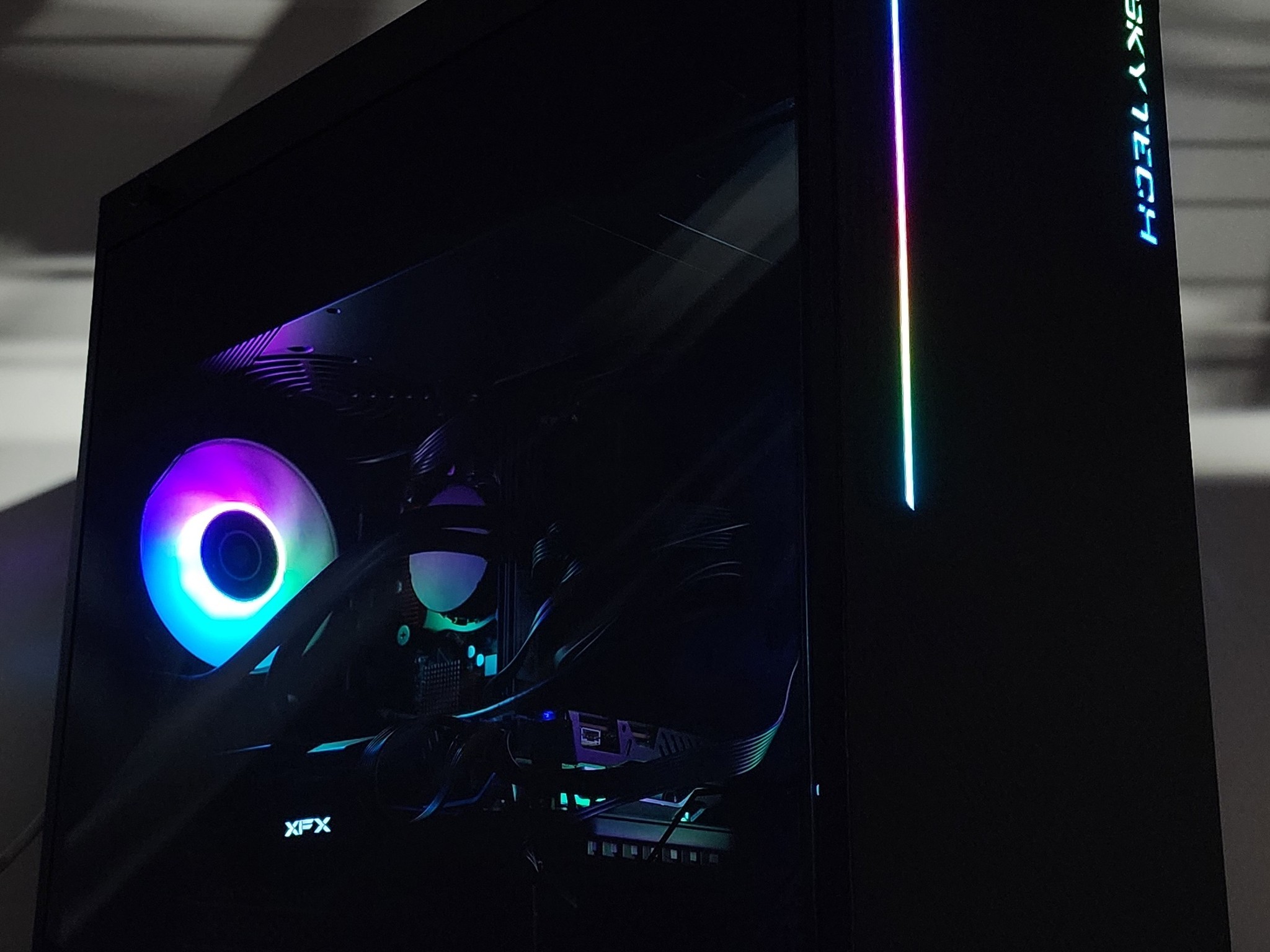 Gaming PC i7-7700 16GB RAM 1TB SSD RX 5700 XT 8GB Windows 11 Computer