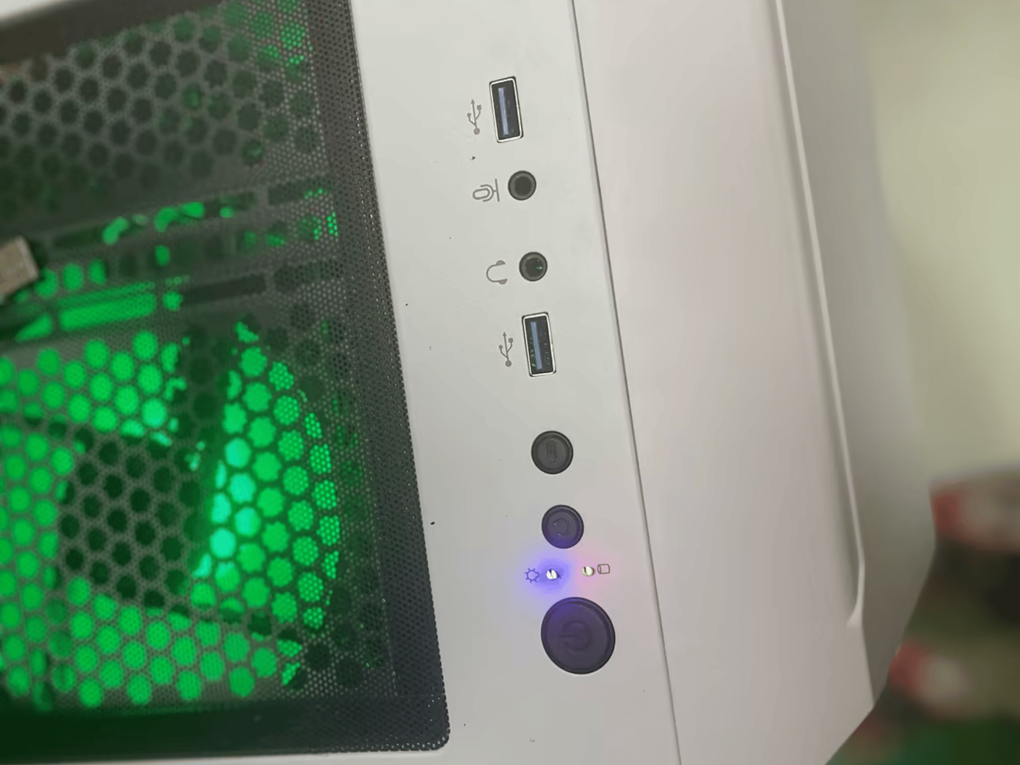 Gaming pc (ryzen 5 1600 / gtx 1080)