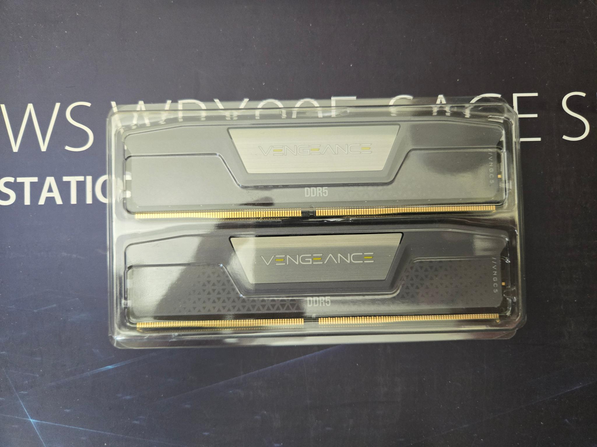 96GB (2x48) DDR5-6000 C30 (Corsair Vengeance) - Used