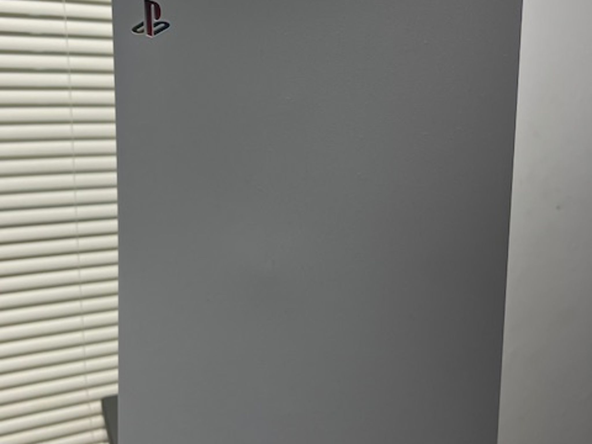 Playstation 5 + Black Plates