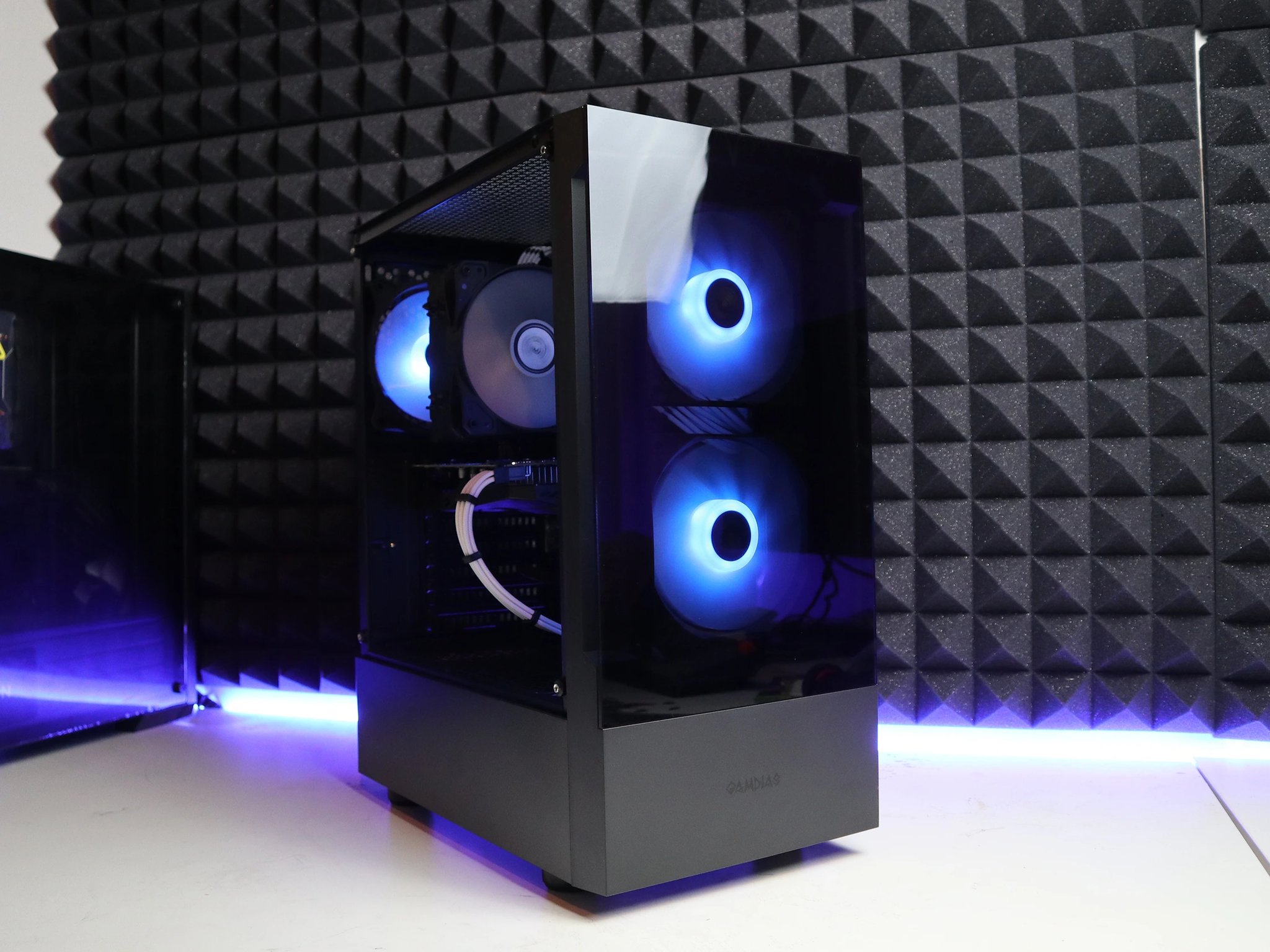 GAMDIAS - Talos E3 Compact Mid Tower PC Case