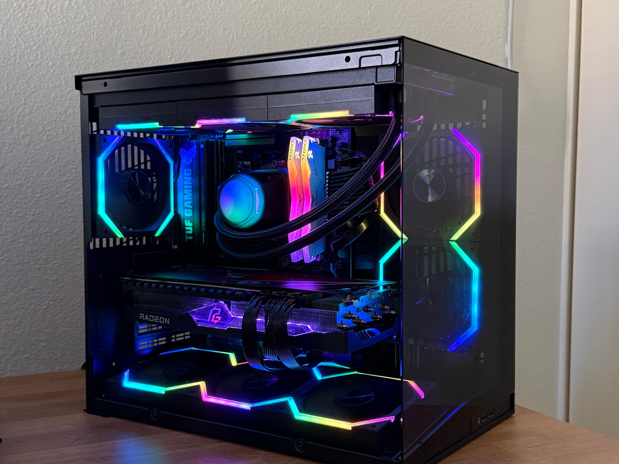 7900 XTX | Ryzen 7 7800X3D | 32gb DDR5 | 1tb m.2 ssd | Gaming PC