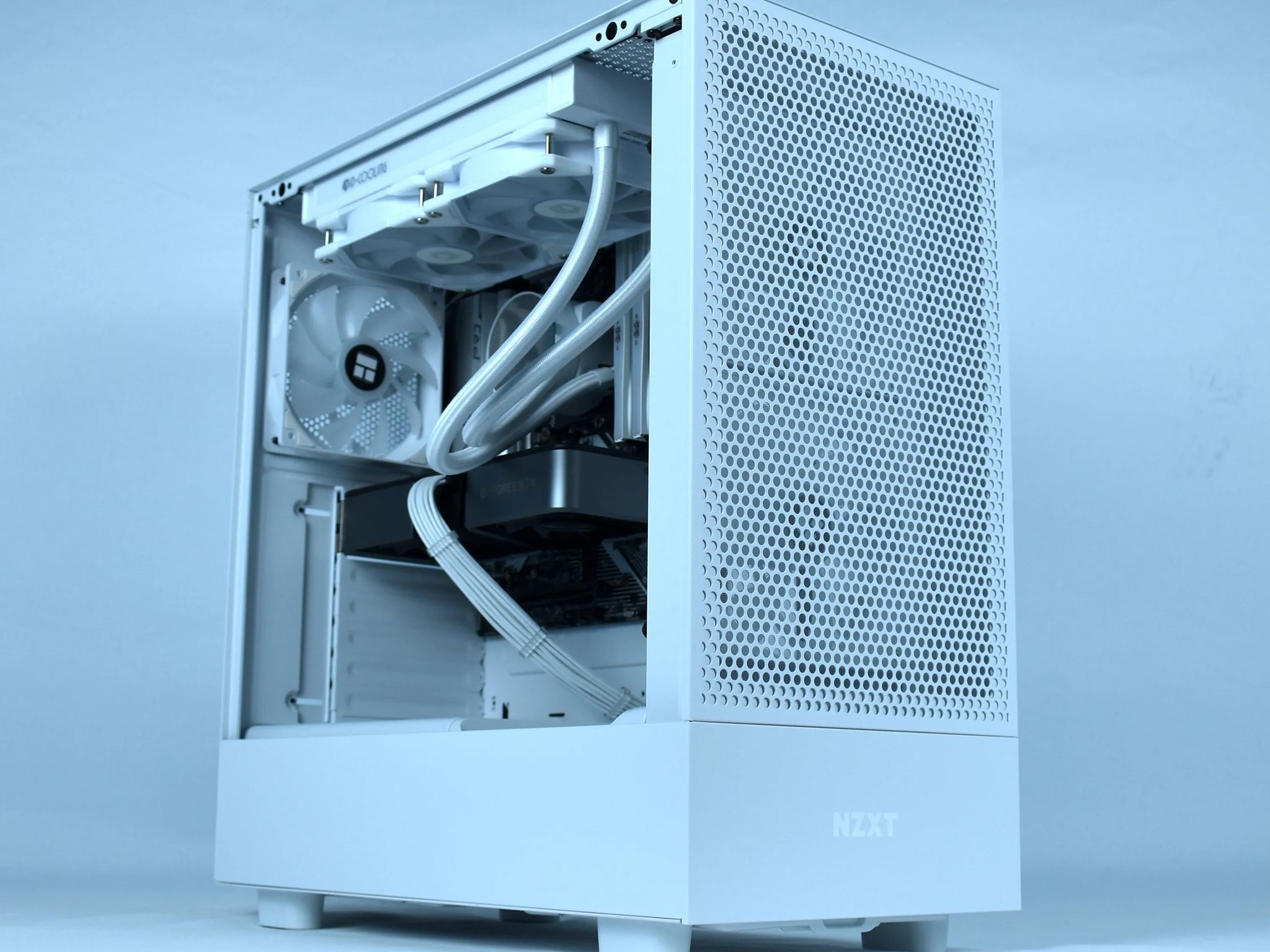 ❄️SNOW❄️ 1440p Custom Gaming & Streaming PC | Ryzen 7600X, NVIDIA RTX 3070, 1TB SSD, 32GB DDR5, WiFi