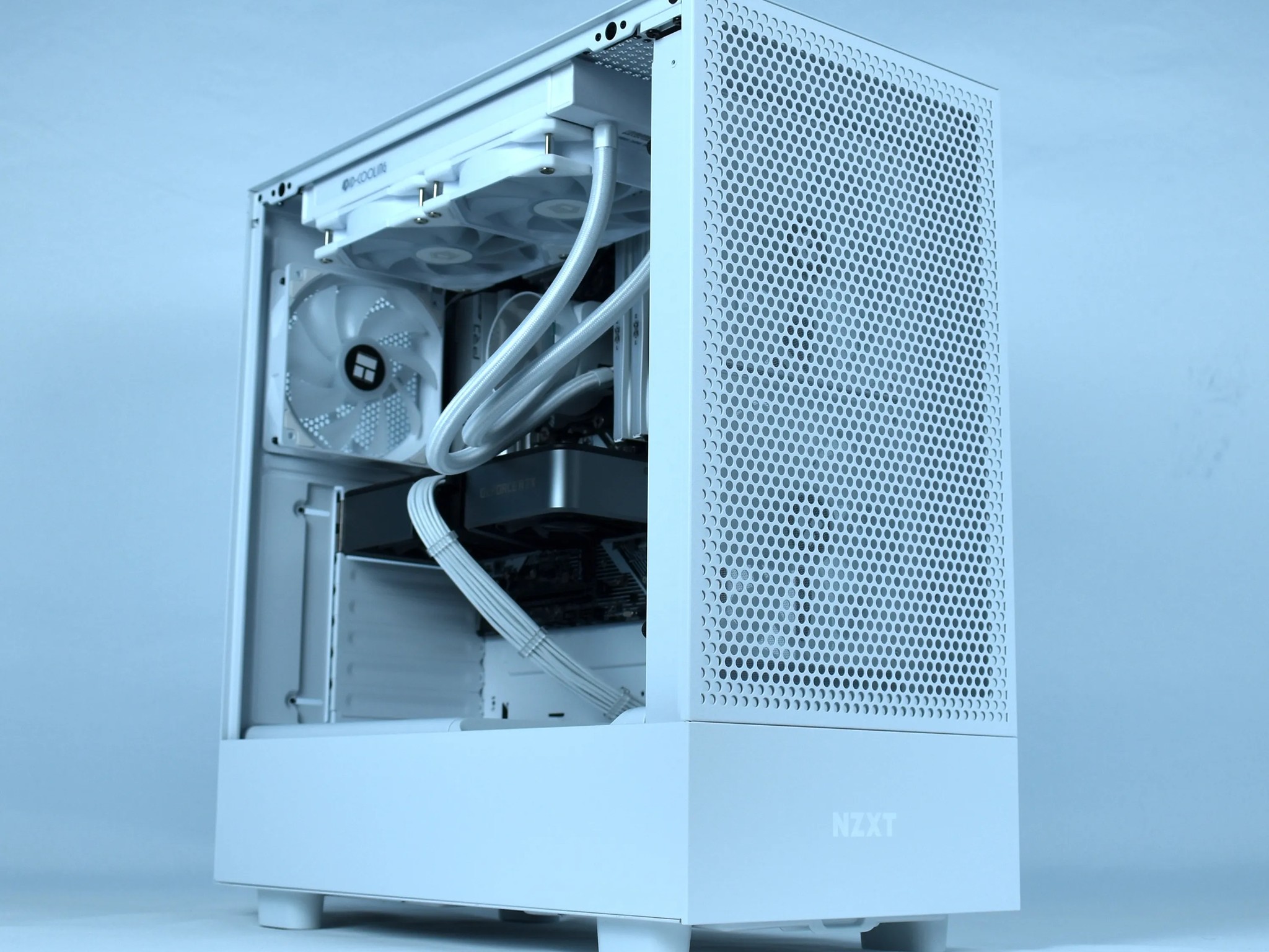 ❄️SNOW❄️ 1440p Custom Gaming & Streaming PC | Ryzen 7600X, NVIDIA RTX 3070, 1TB SSD, 32GB DDR5, WiFi